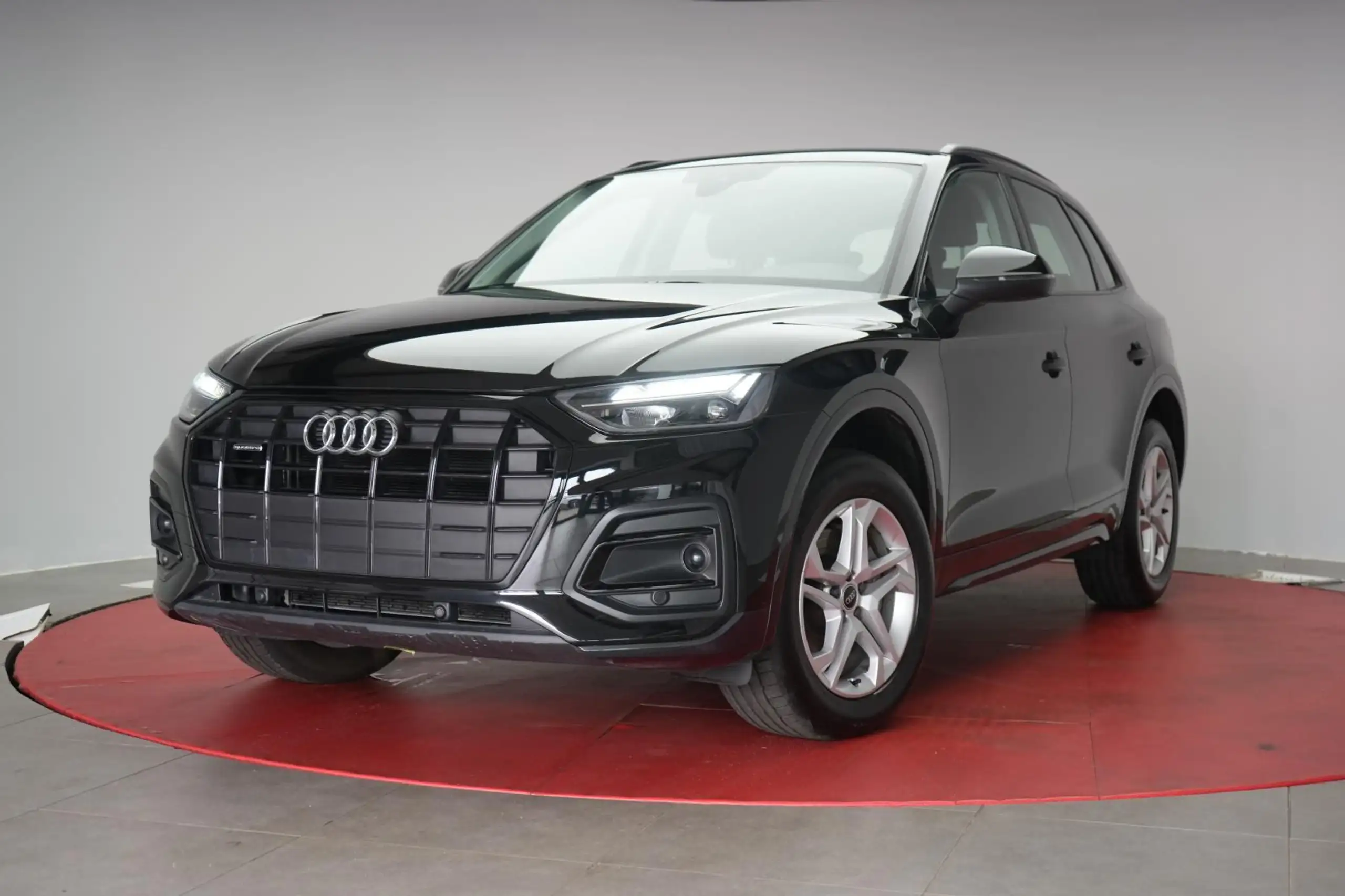 Audi - Q5