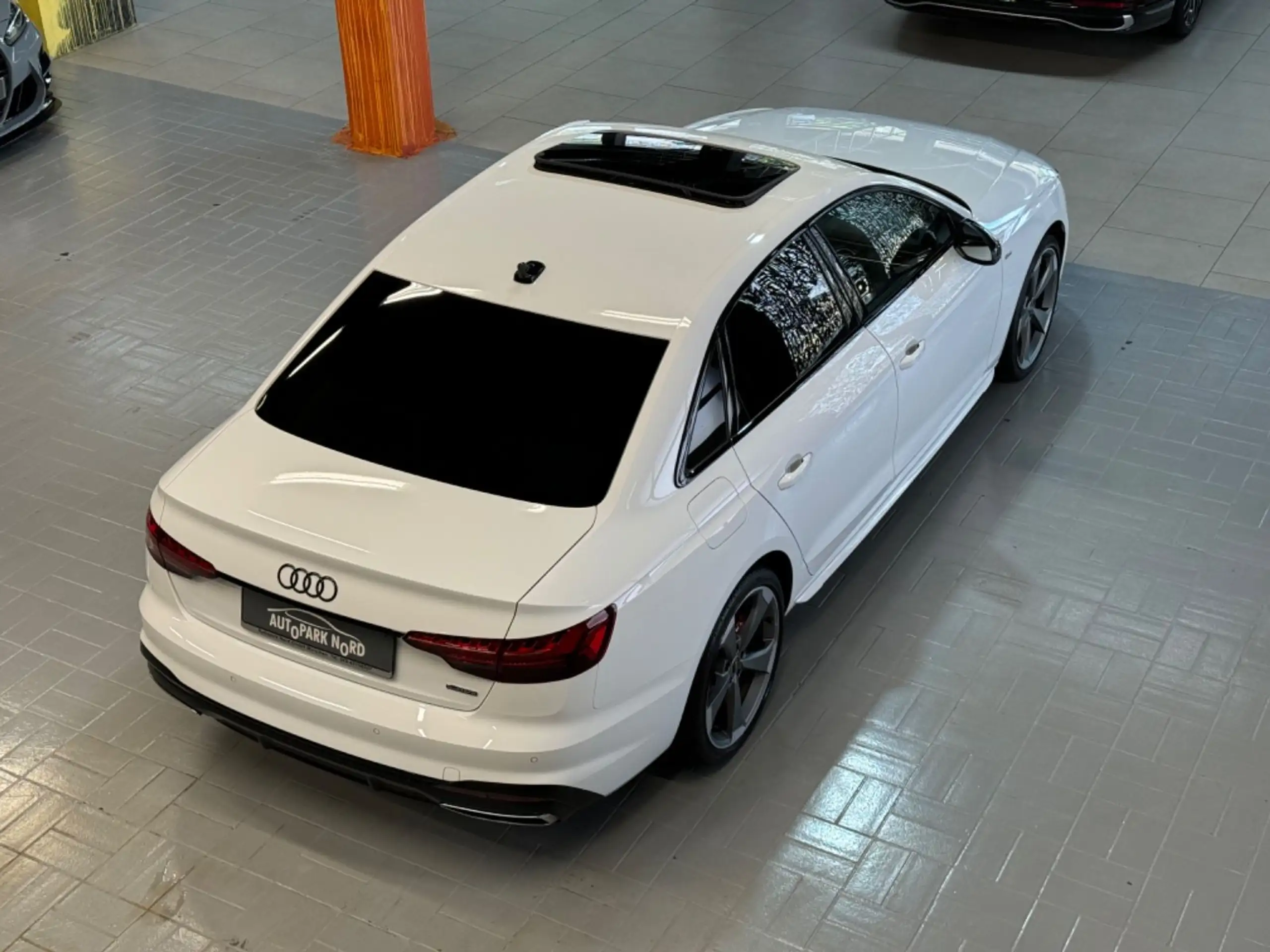 Audi - A4