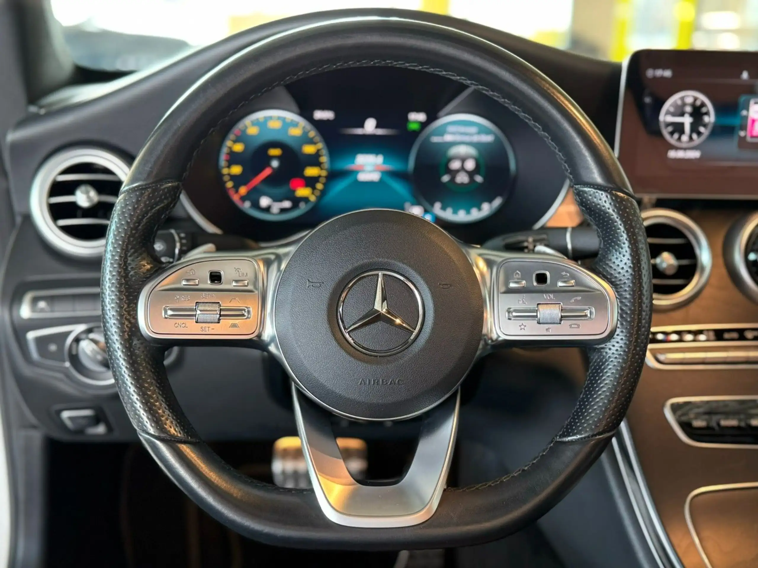 Mercedes-Benz - C 300