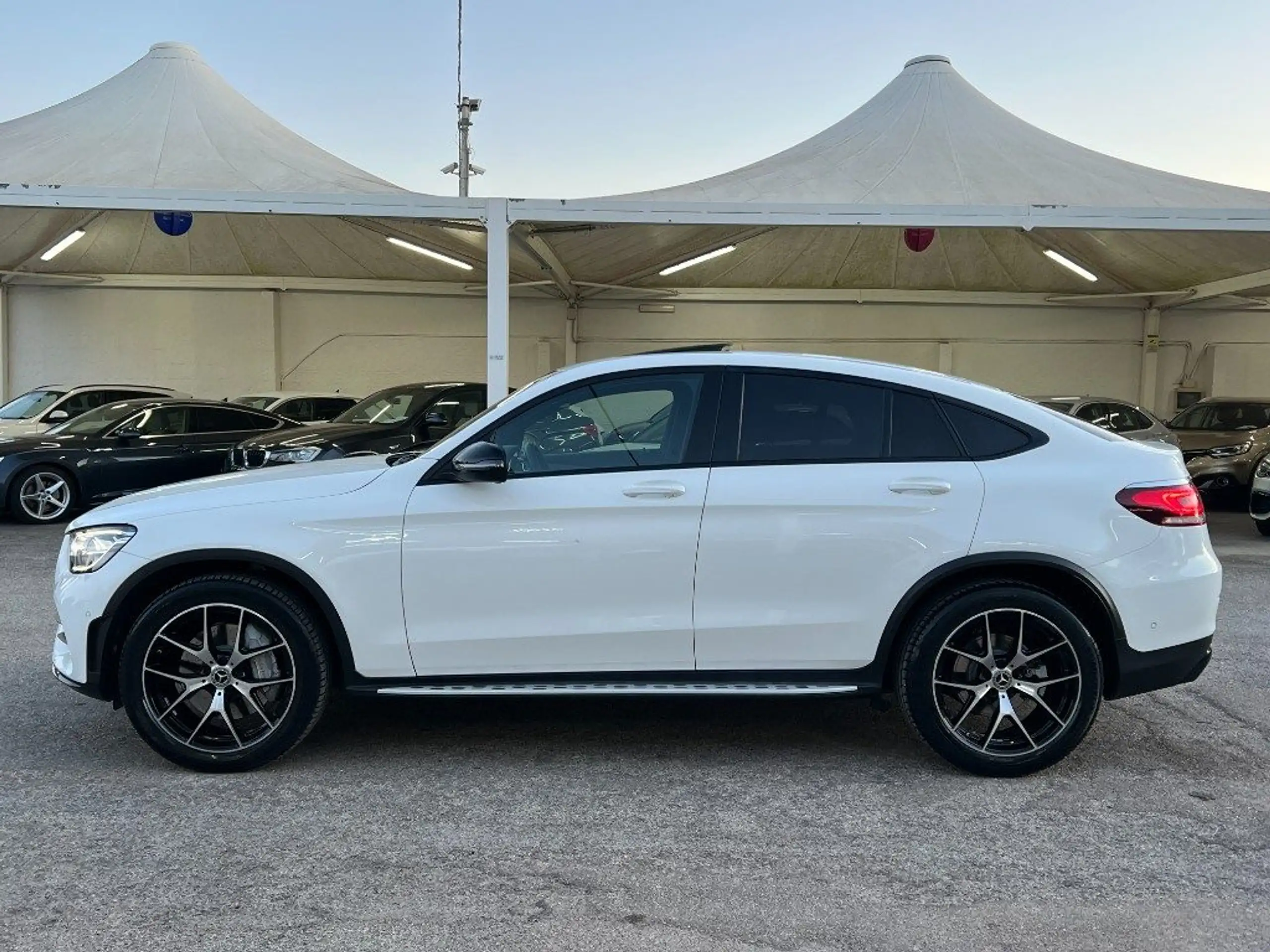 Mercedes-Benz - GLC 200