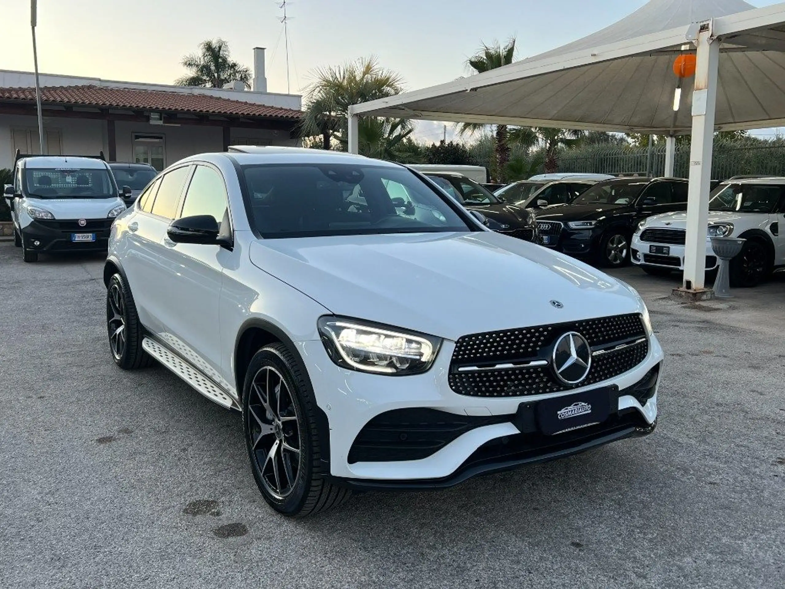 Mercedes-Benz - GLC 200