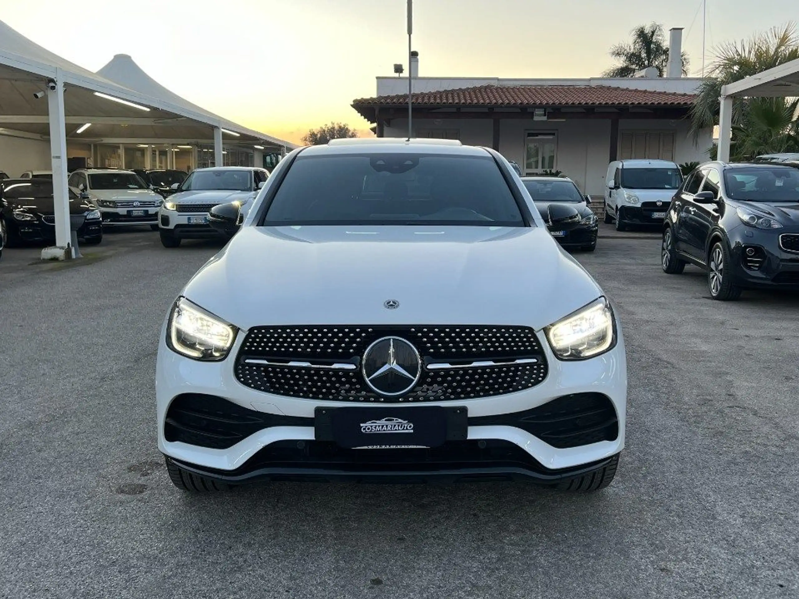 Mercedes-Benz - GLC 200