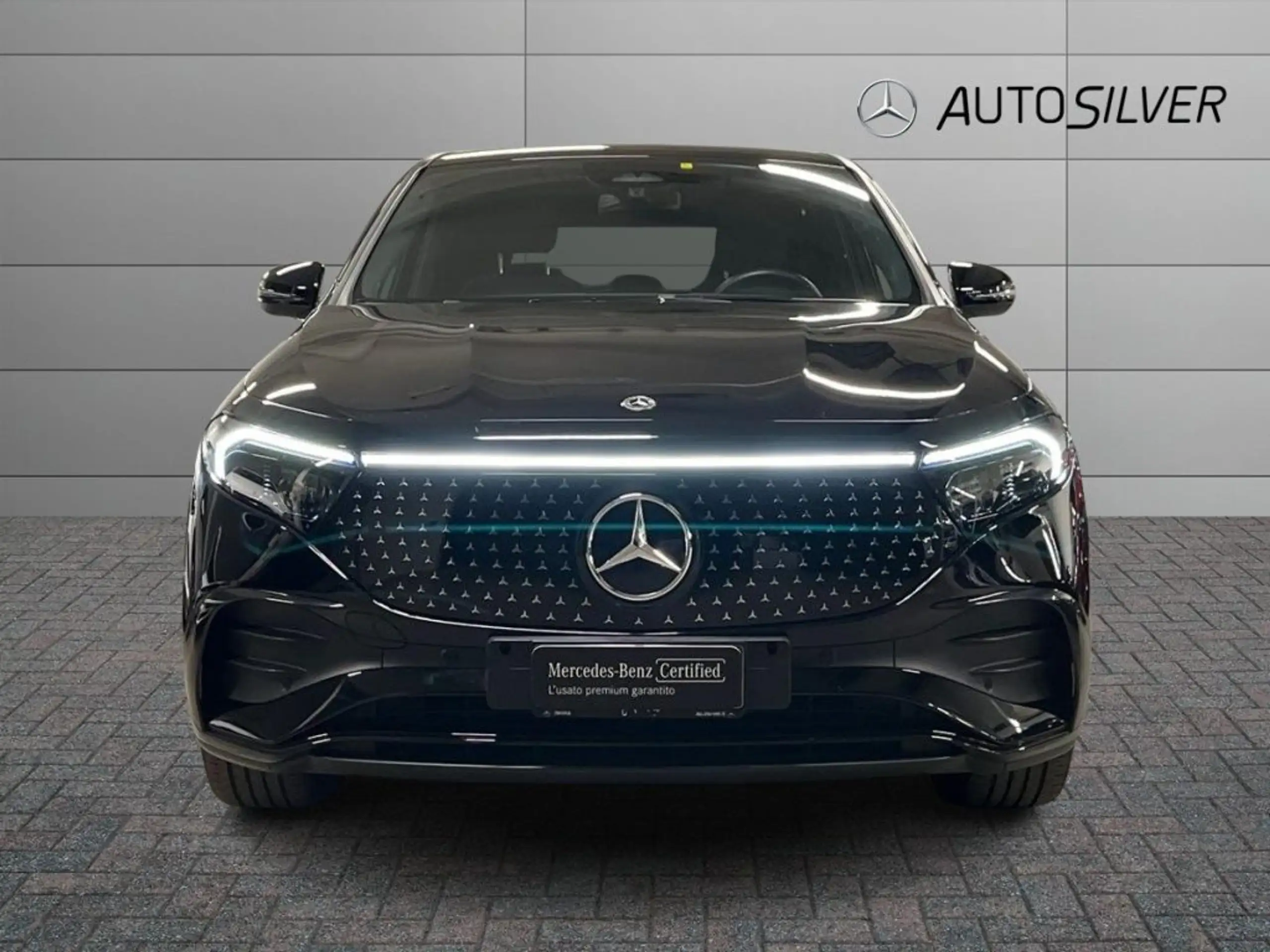 Mercedes-Benz - EQA