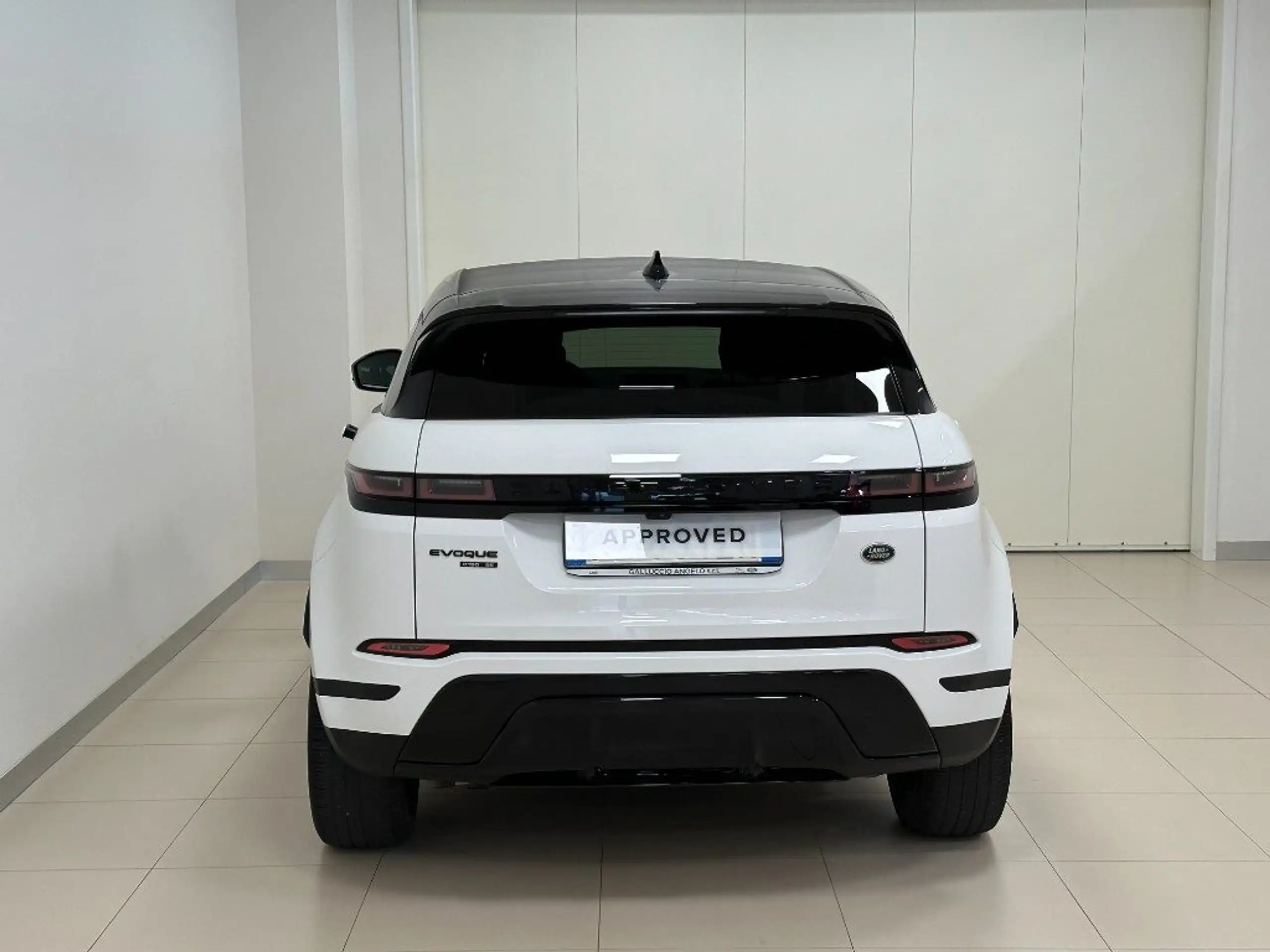 Land Rover - Range Rover Evoque