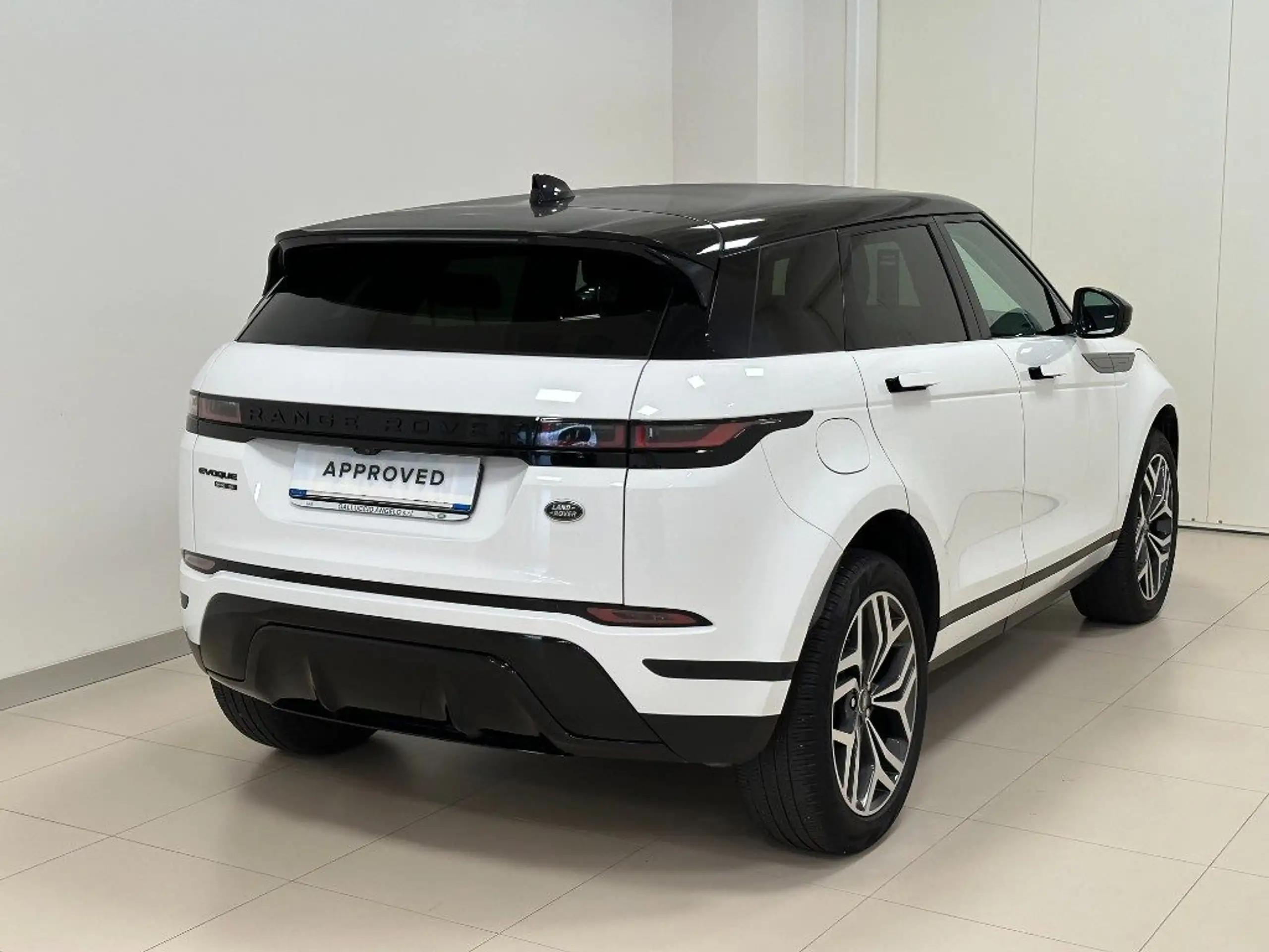 Land Rover - Range Rover Evoque