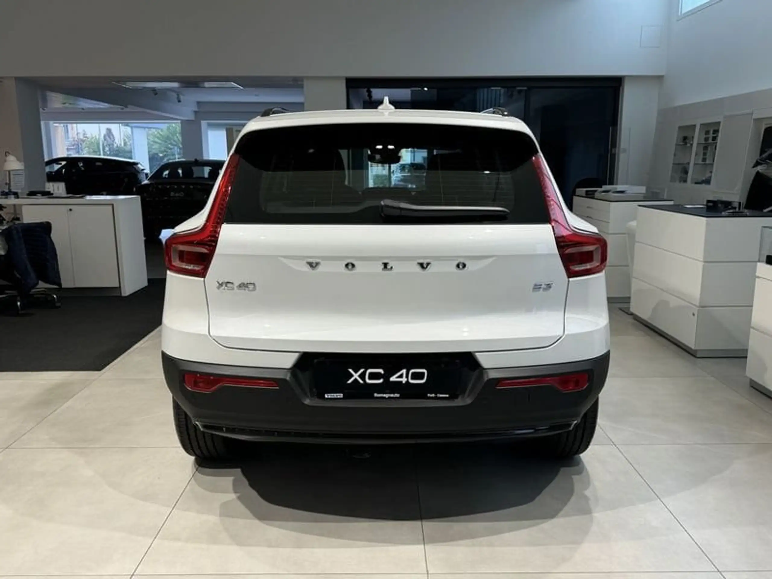 Volvo - XC40