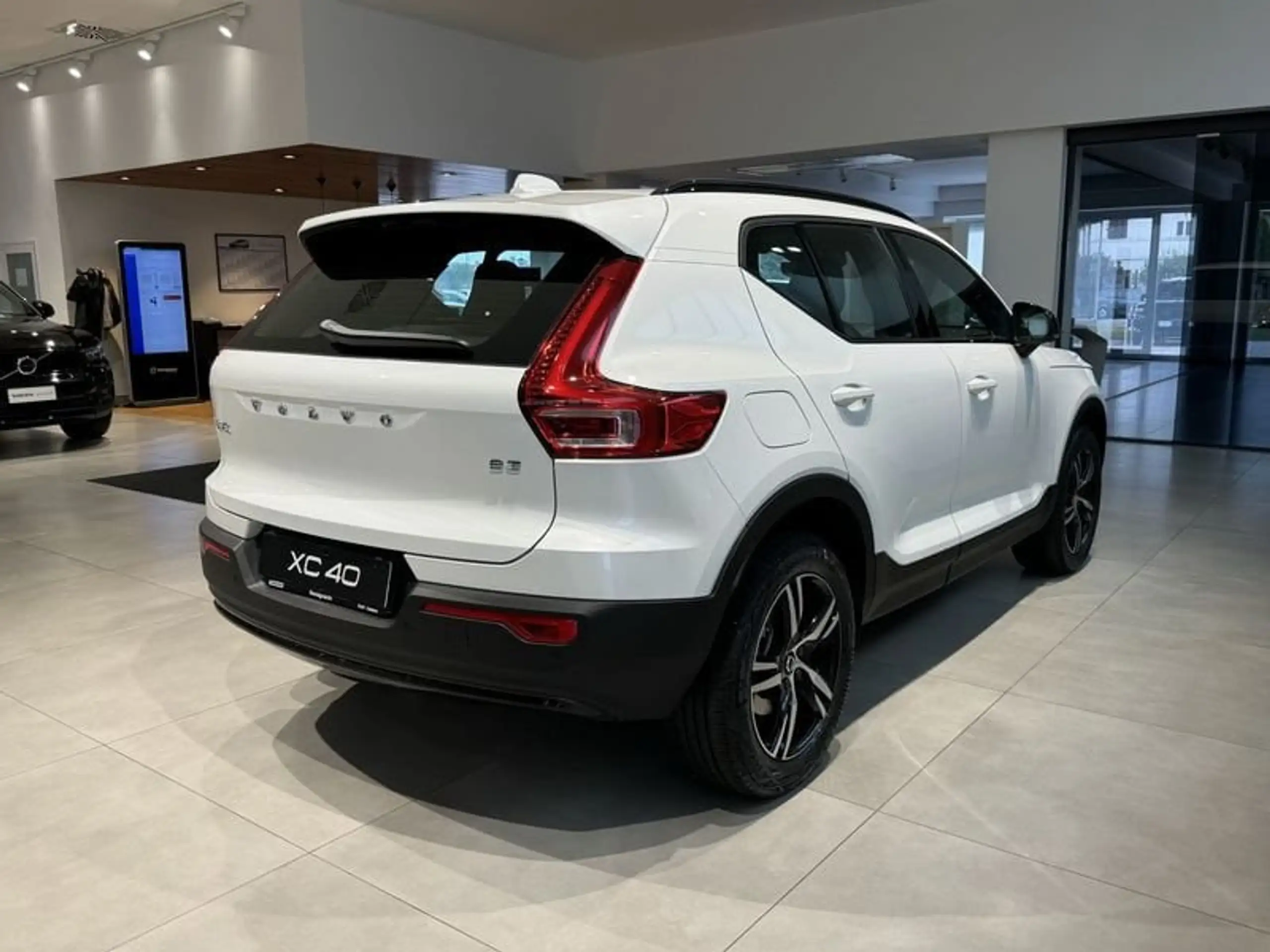 Volvo - XC40