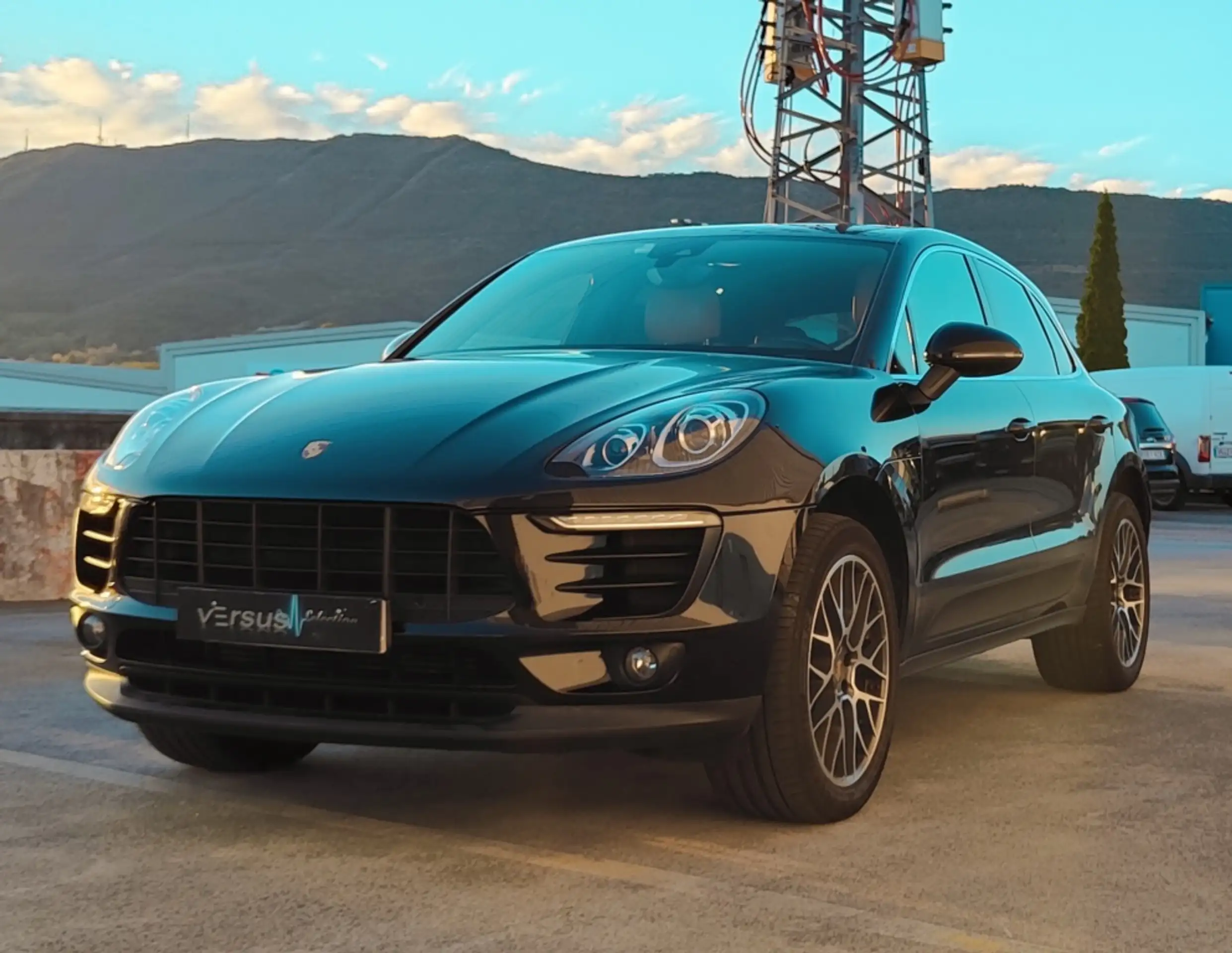 Porsche - Macan