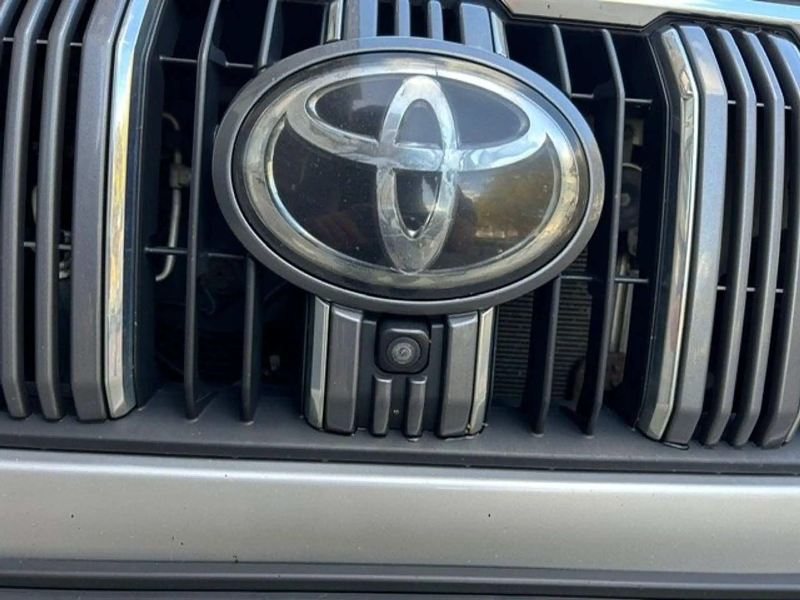 Toyota - Land Cruiser