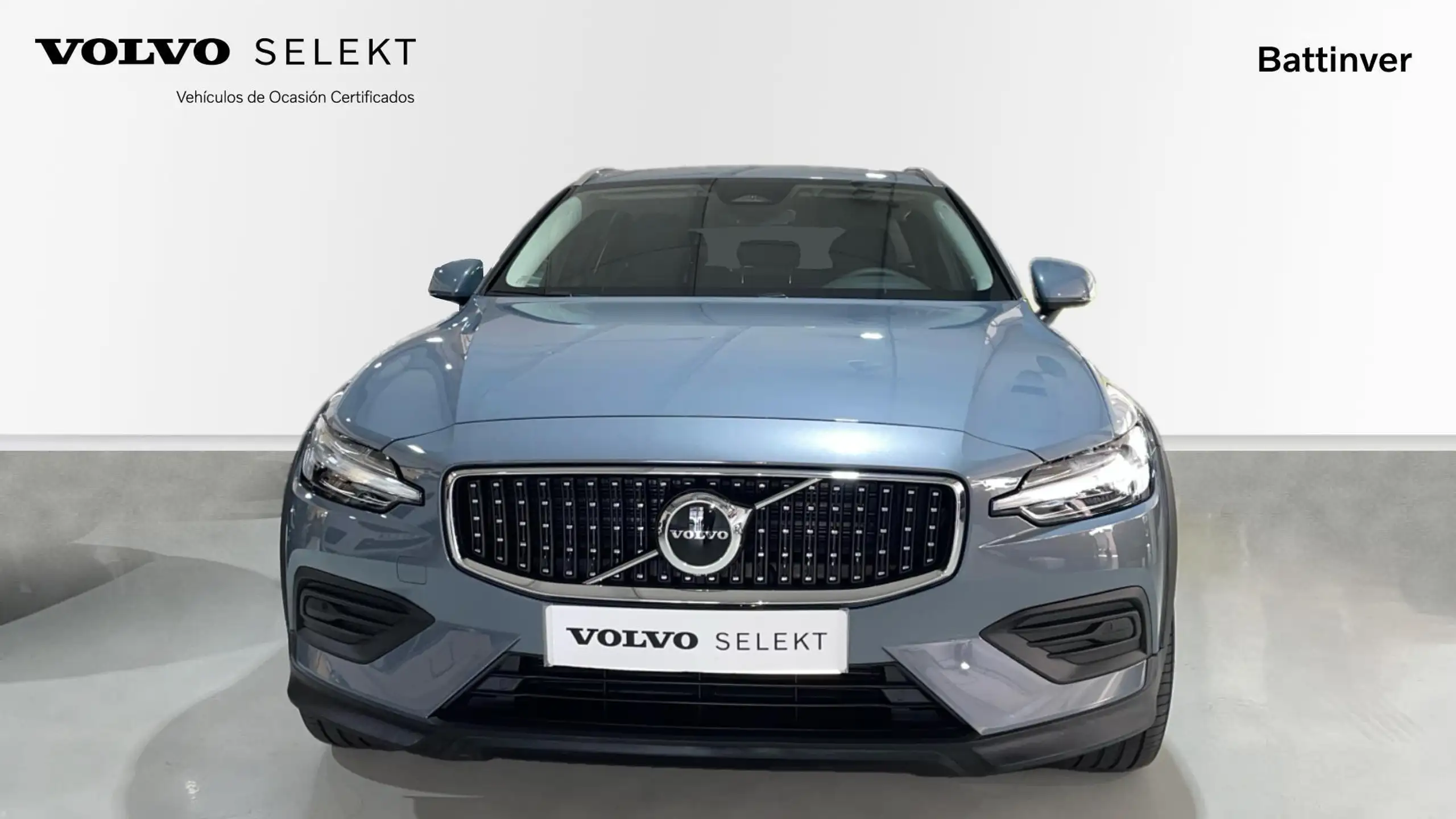 Volvo - V60 Cross Country