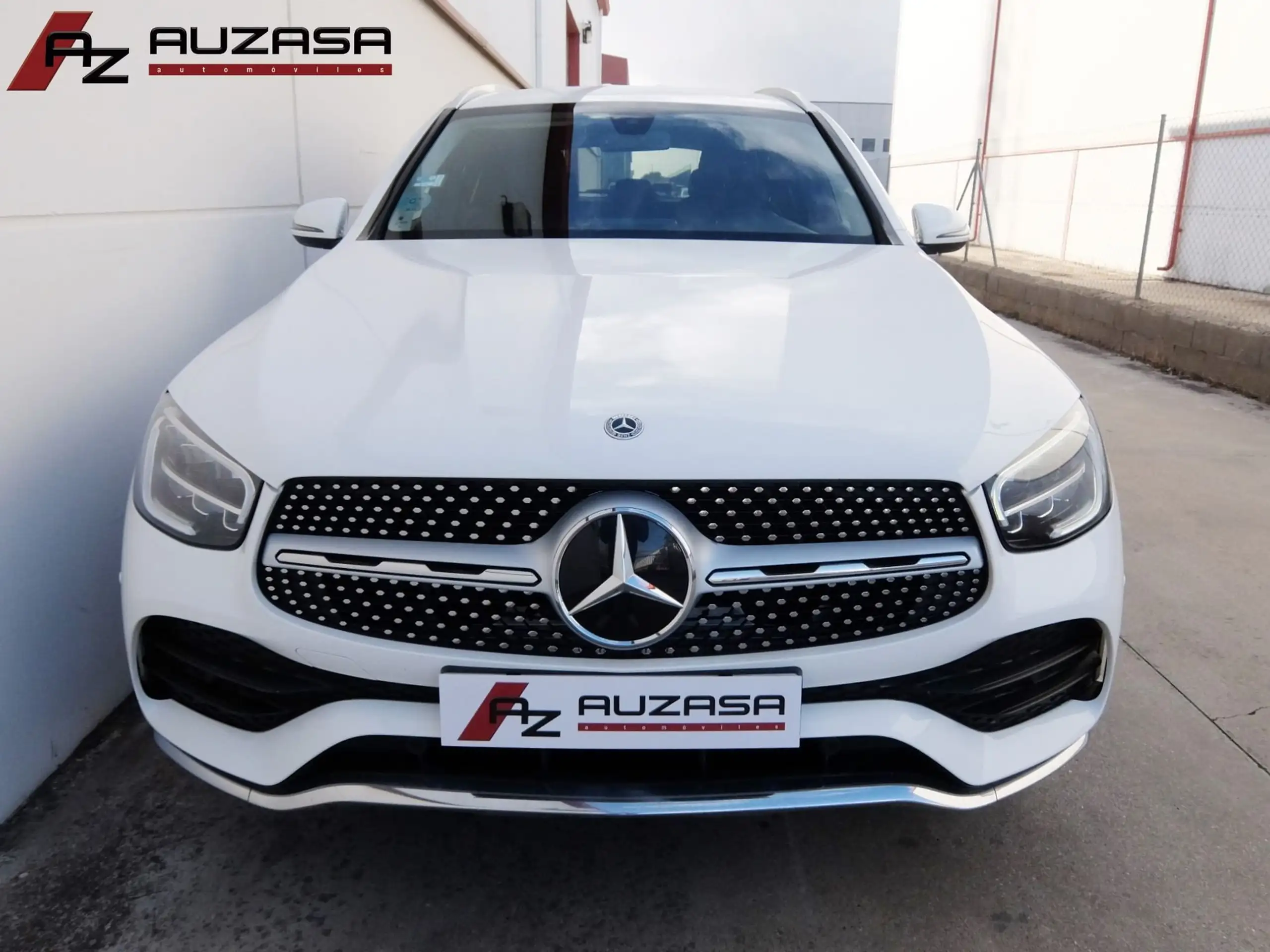 Mercedes-Benz - GLC 220