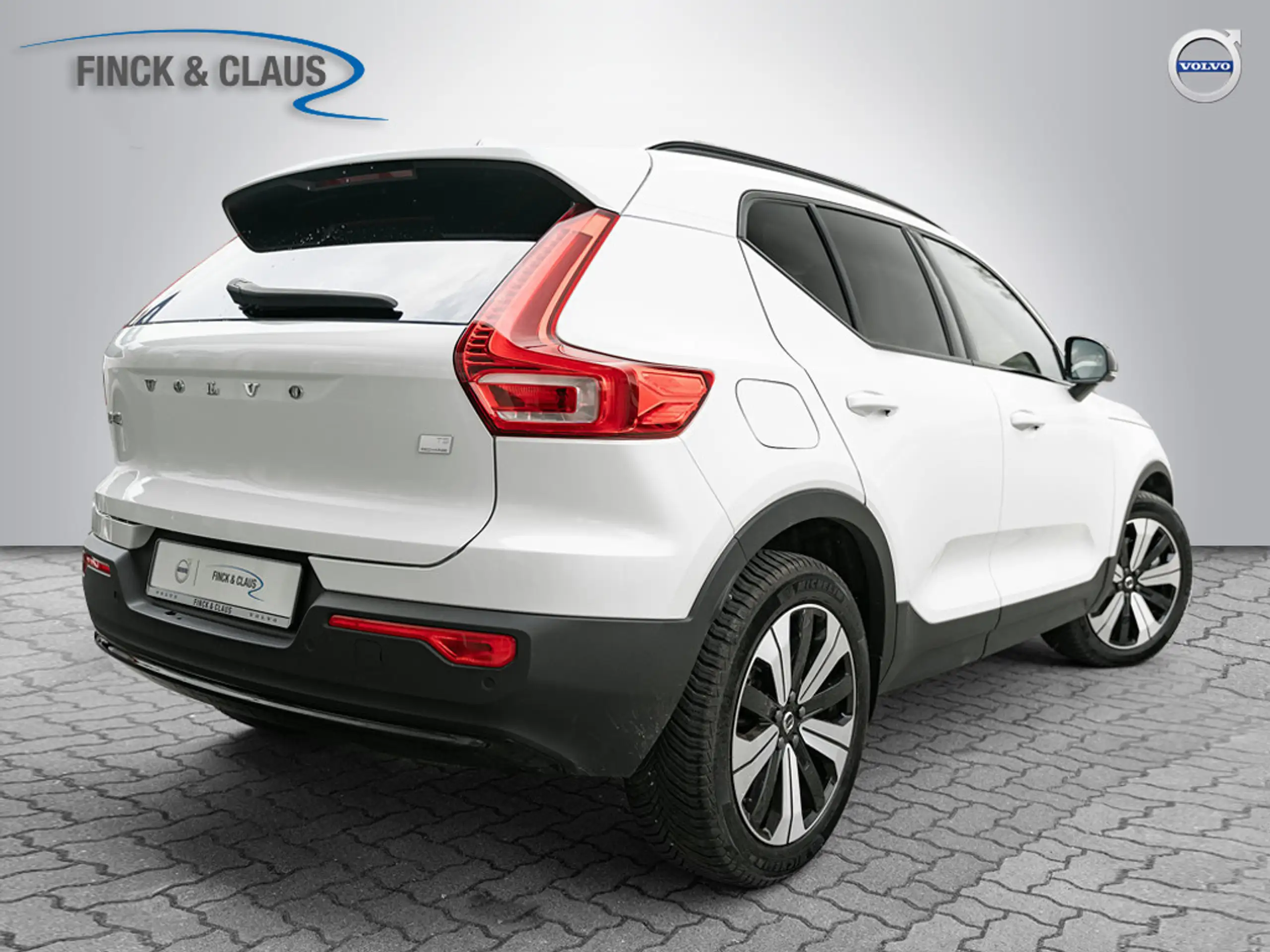 Volvo - XC40