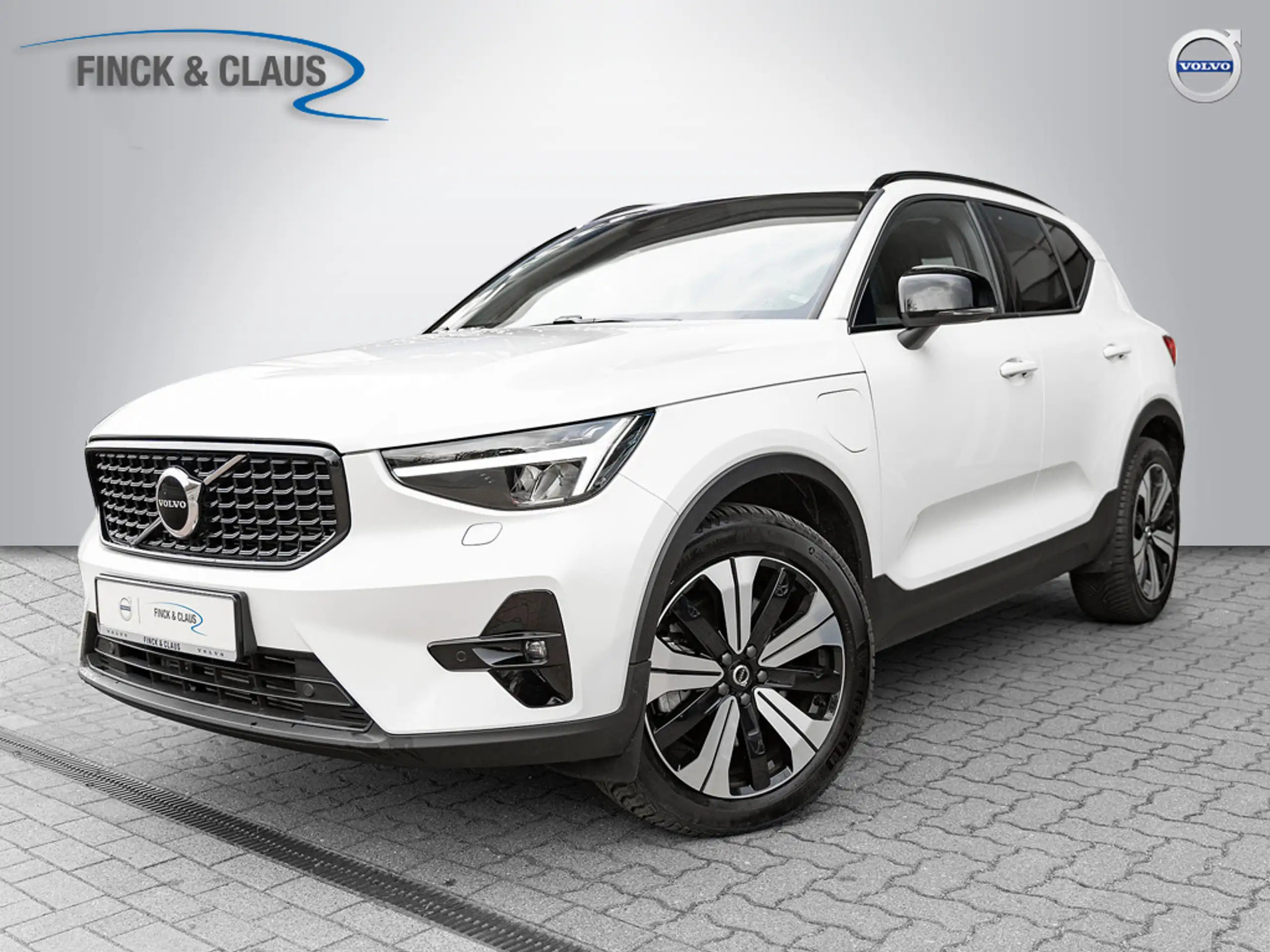 Volvo - XC40