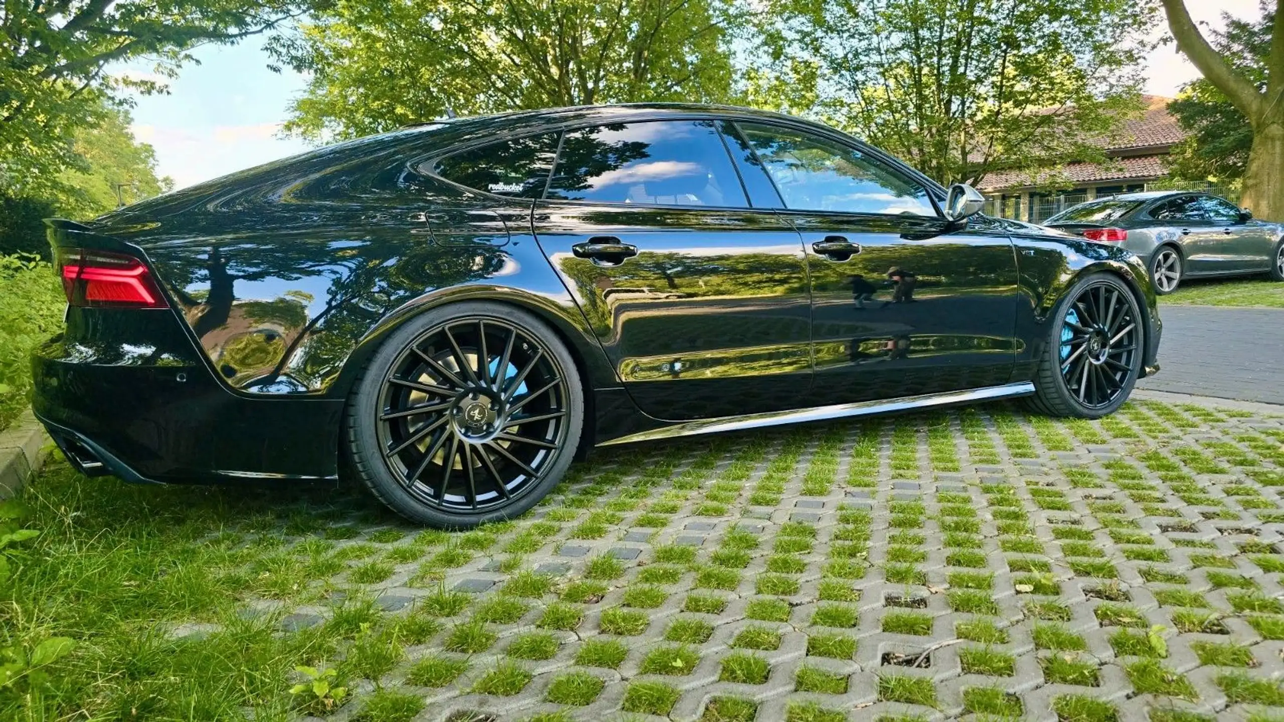 Audi - S7