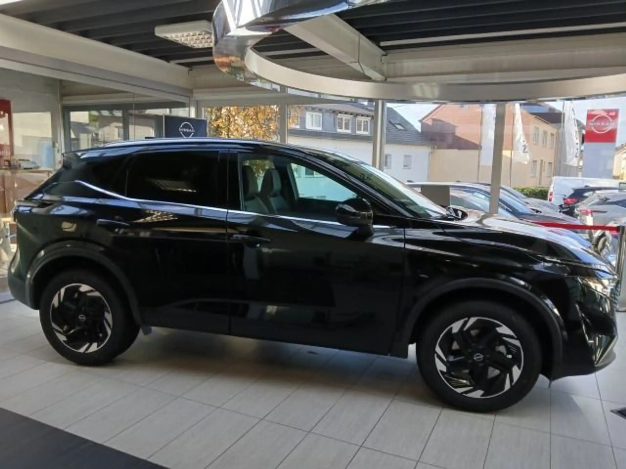 Nissan - Qashqai