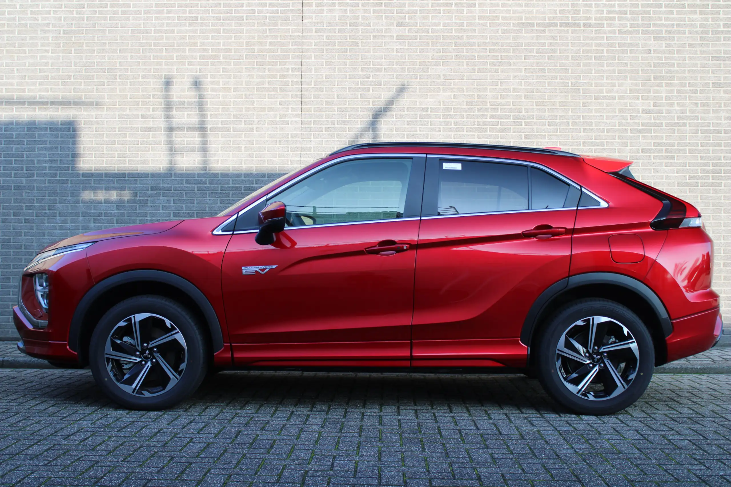 Mitsubishi - Eclipse Cross