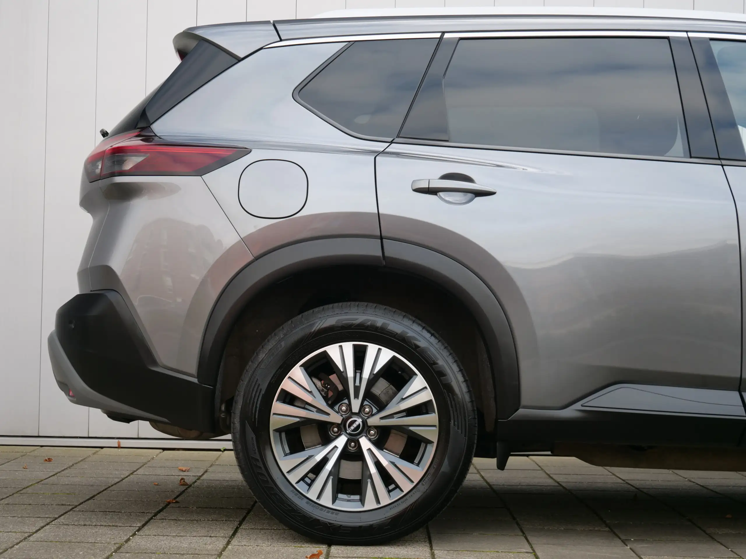 Nissan - X-Trail