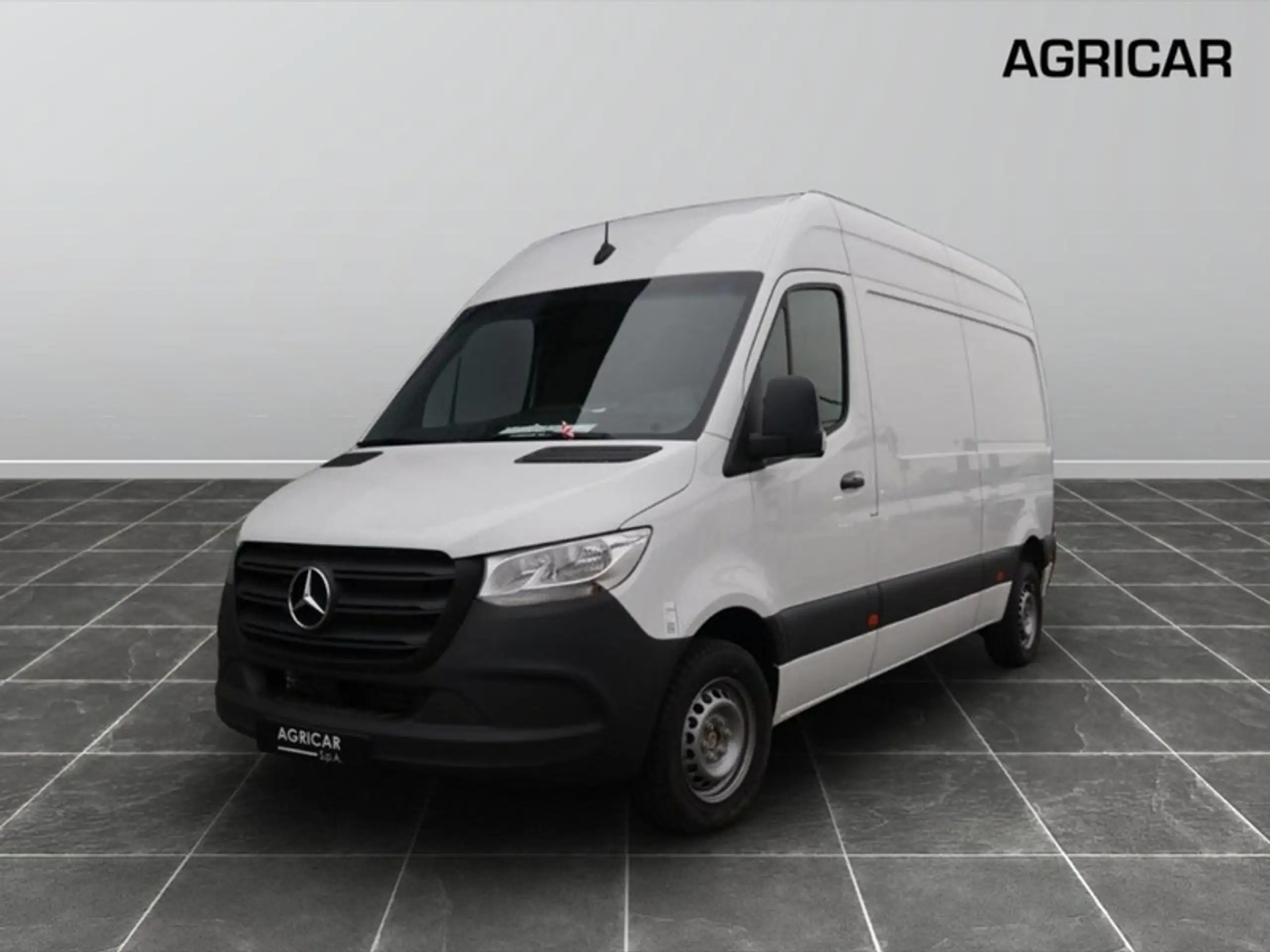 Mercedes-Benz Sprinter 2024