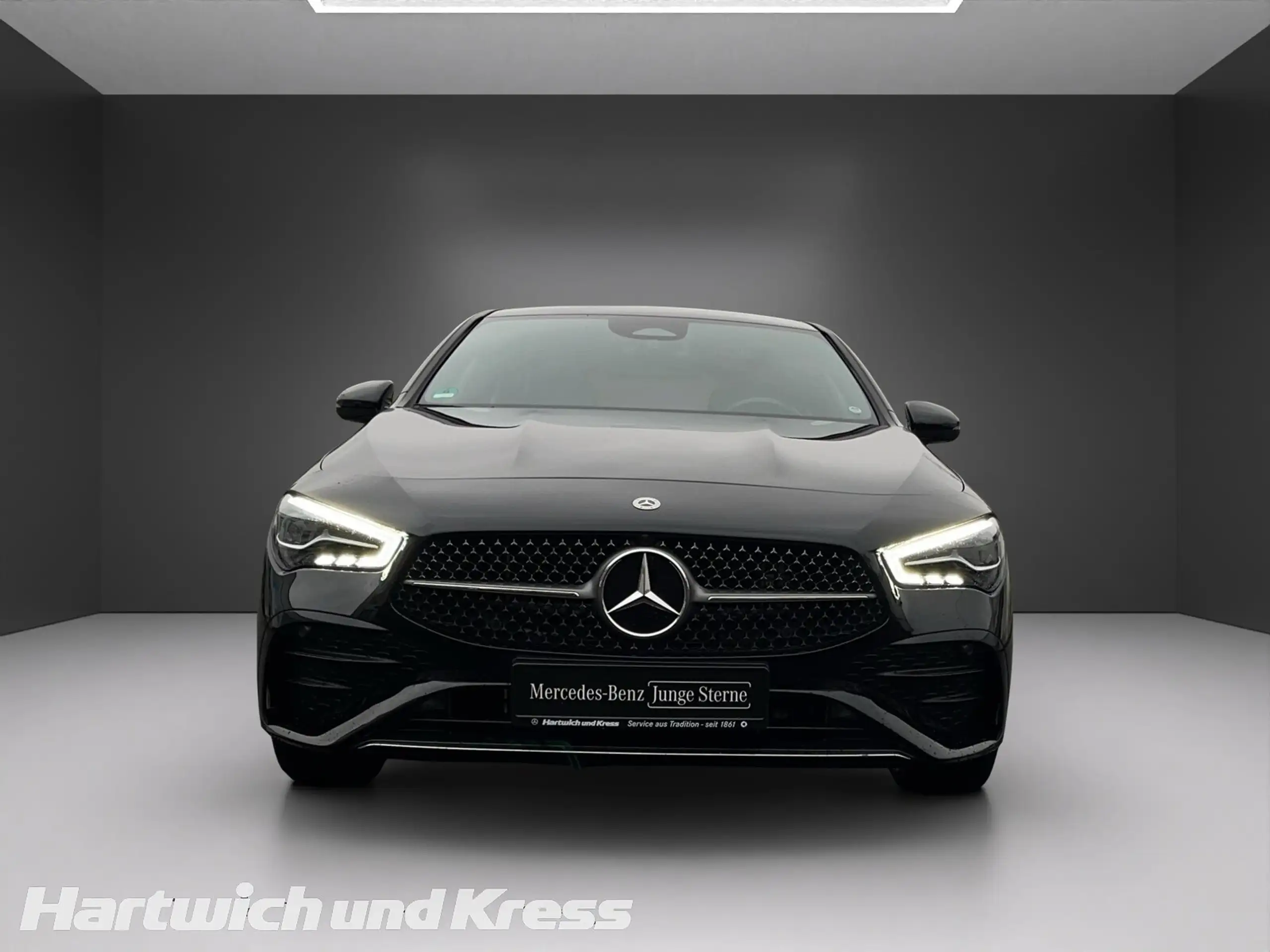 Mercedes-Benz - CLA 250