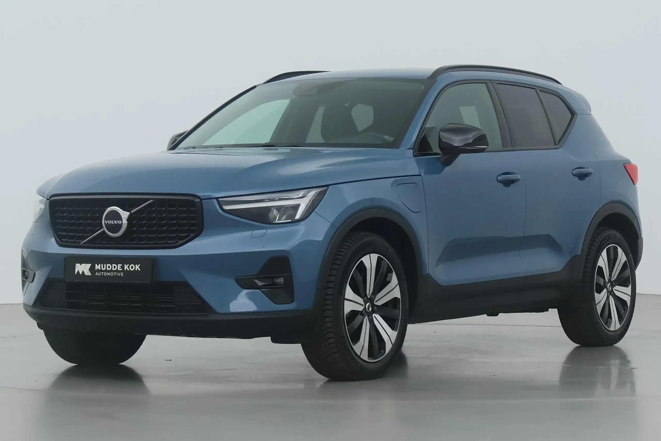 Volvo - XC40