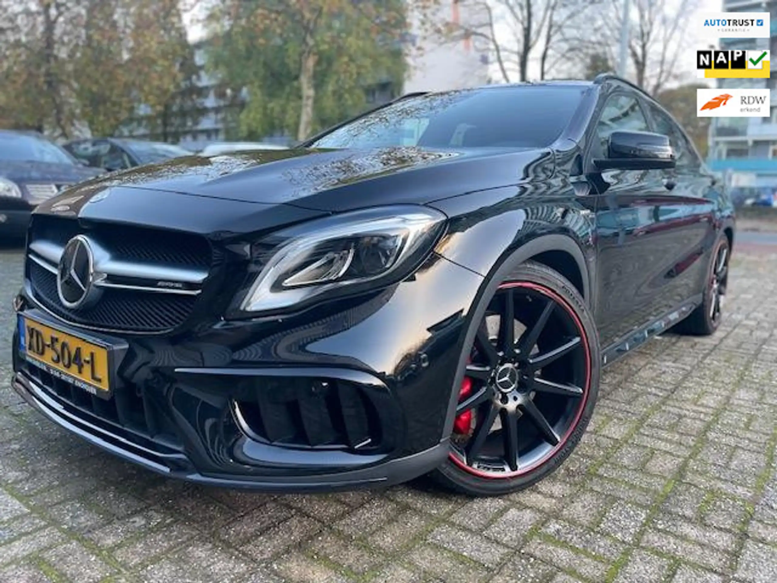 Mercedes-Benz - GLA 45 AMG