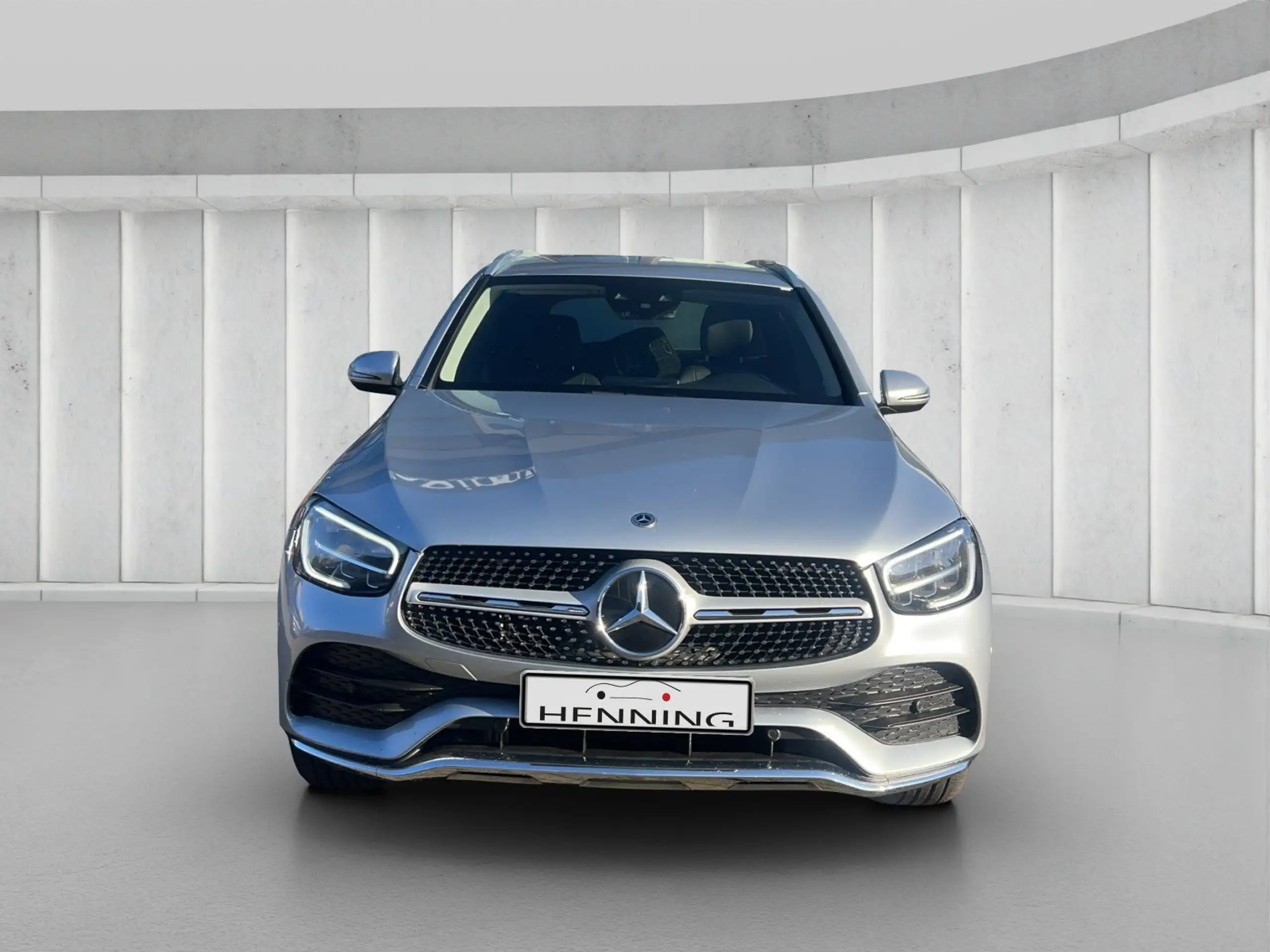 Mercedes-Benz - GLC 220