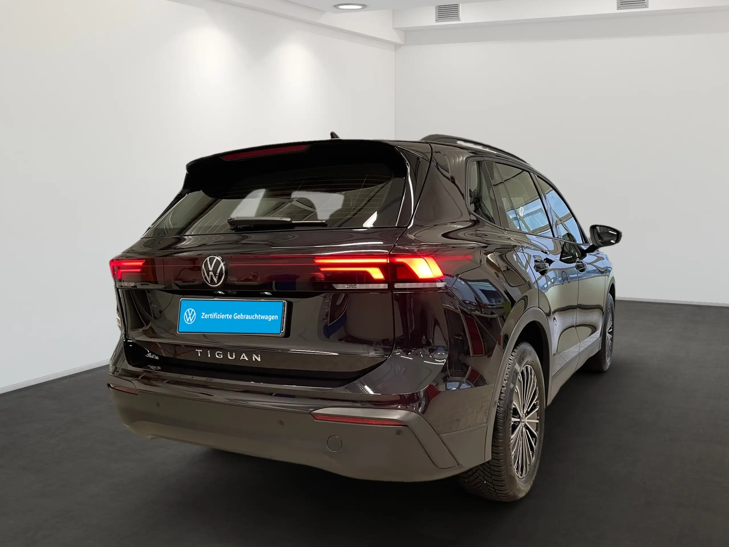 Volkswagen - Tiguan