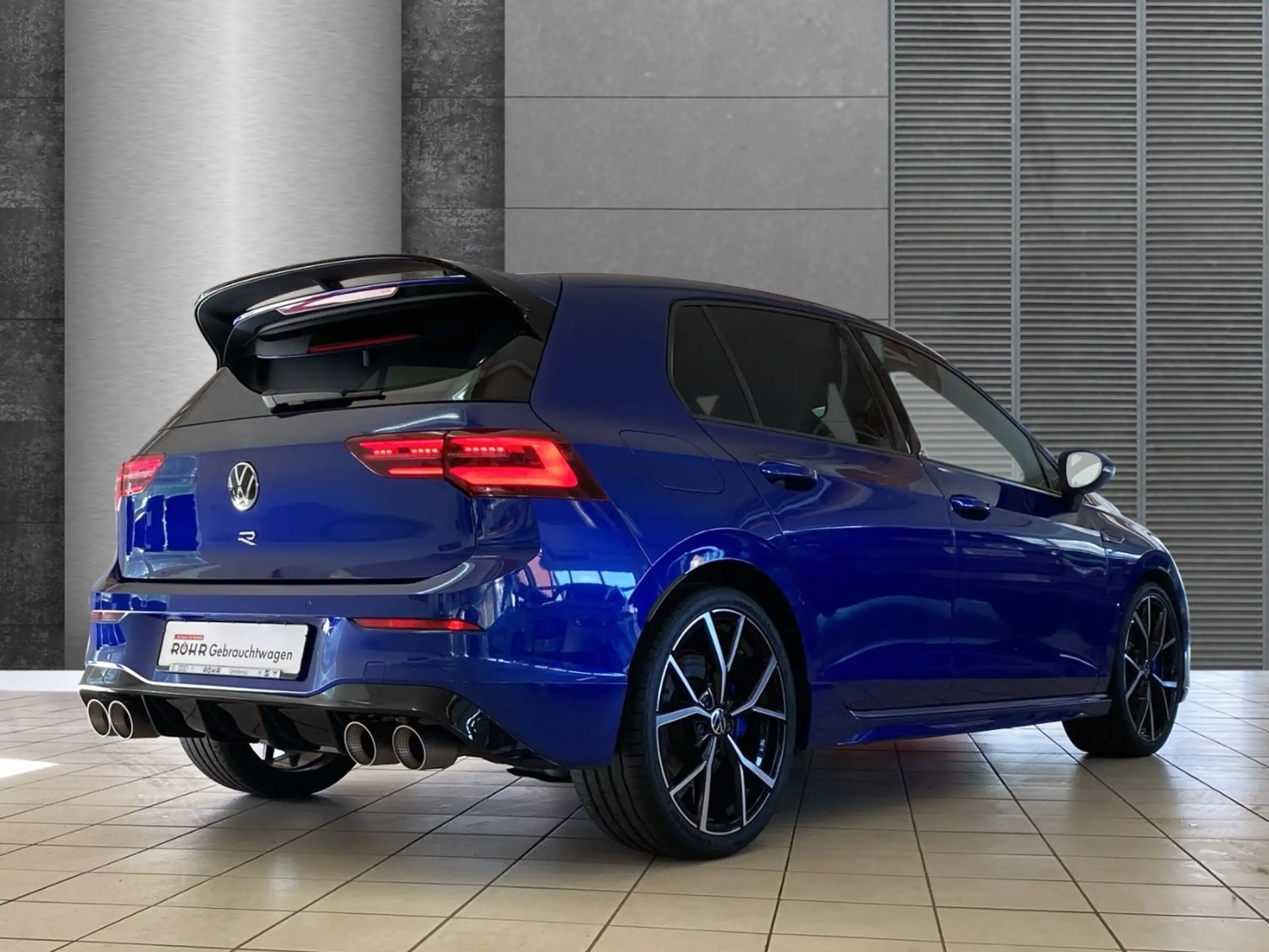 Volkswagen - Golf