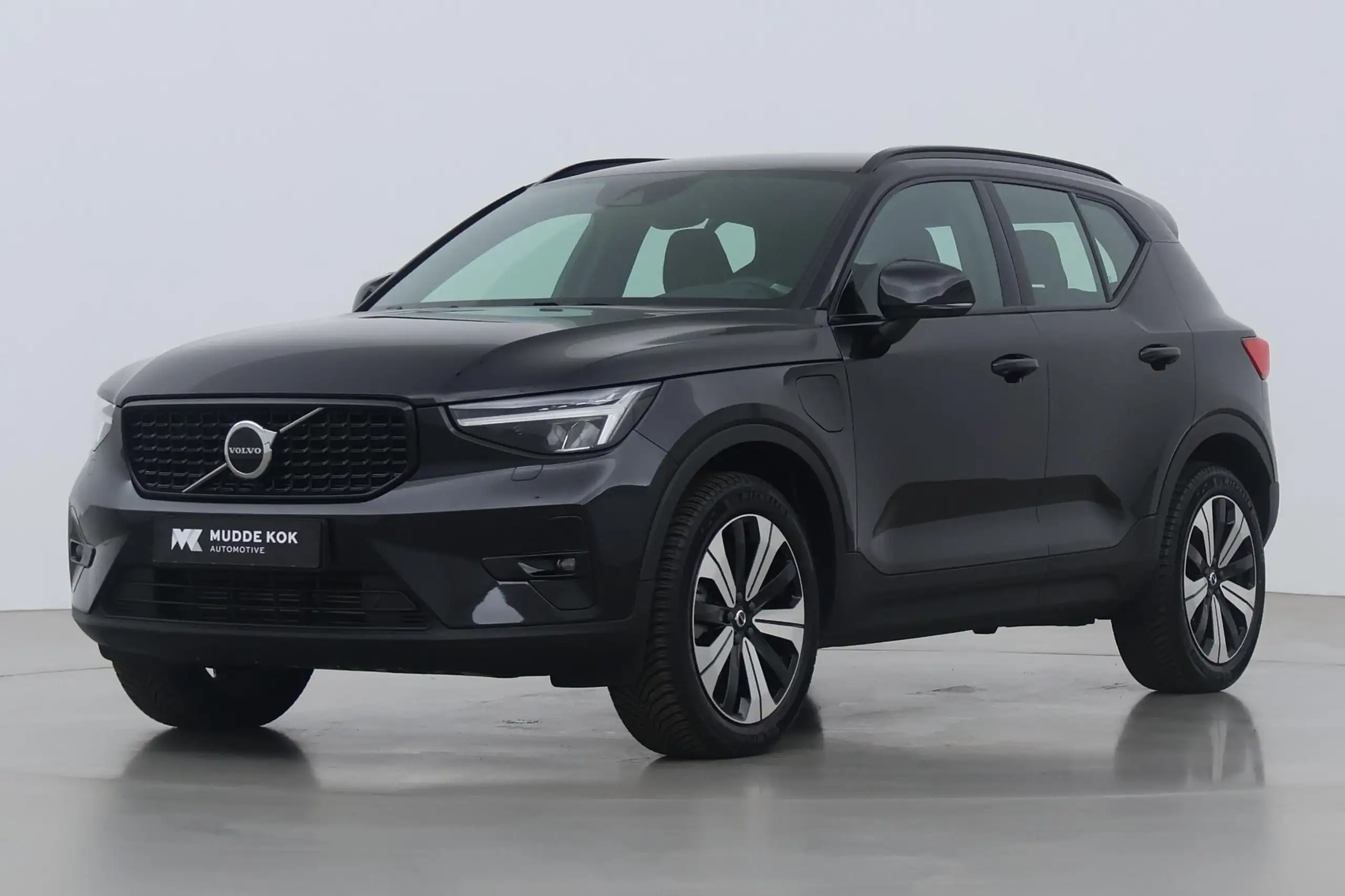 Volvo - XC40