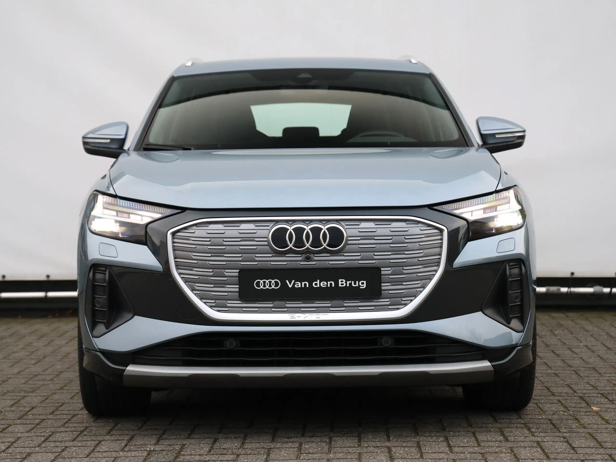 Audi - Q4 e-tron