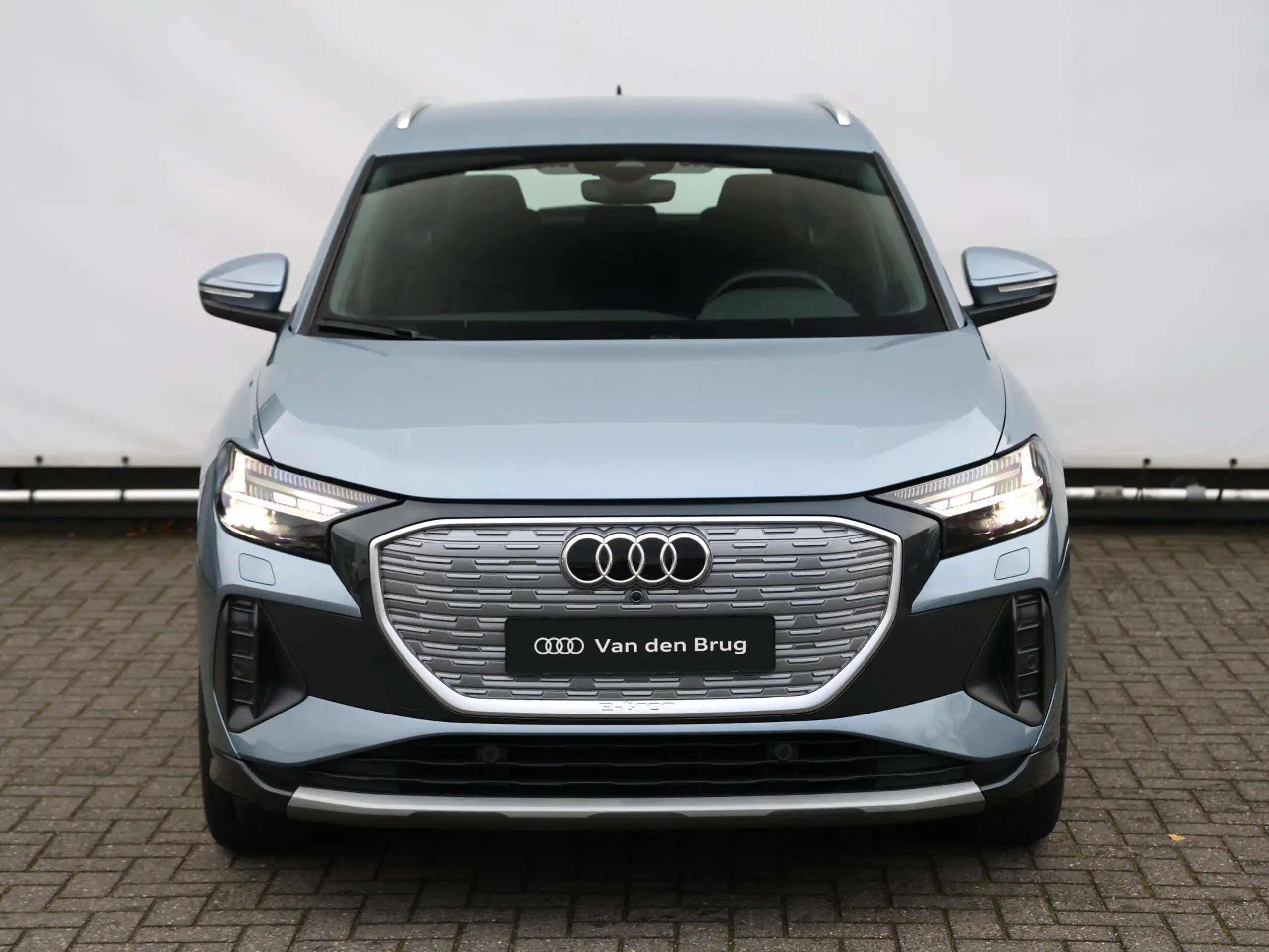 Audi - Q4 e-tron