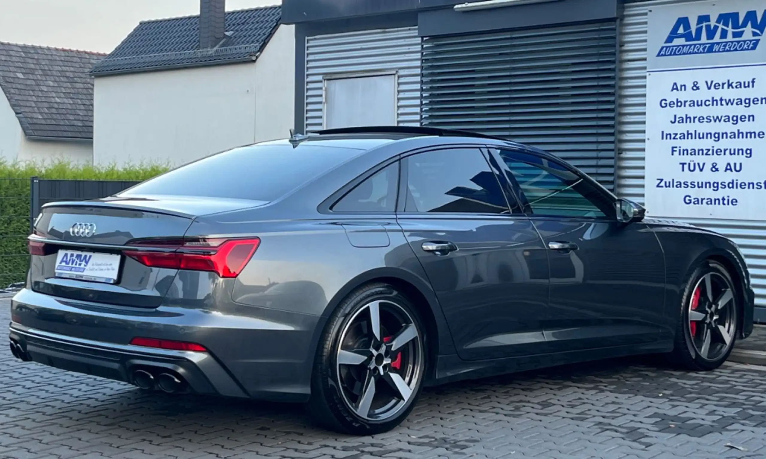 Audi - S6