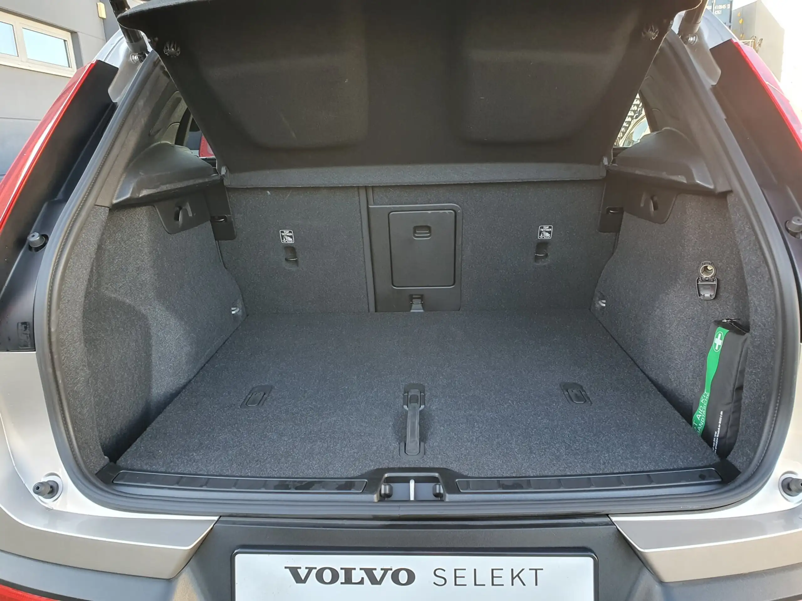 Volvo - XC40