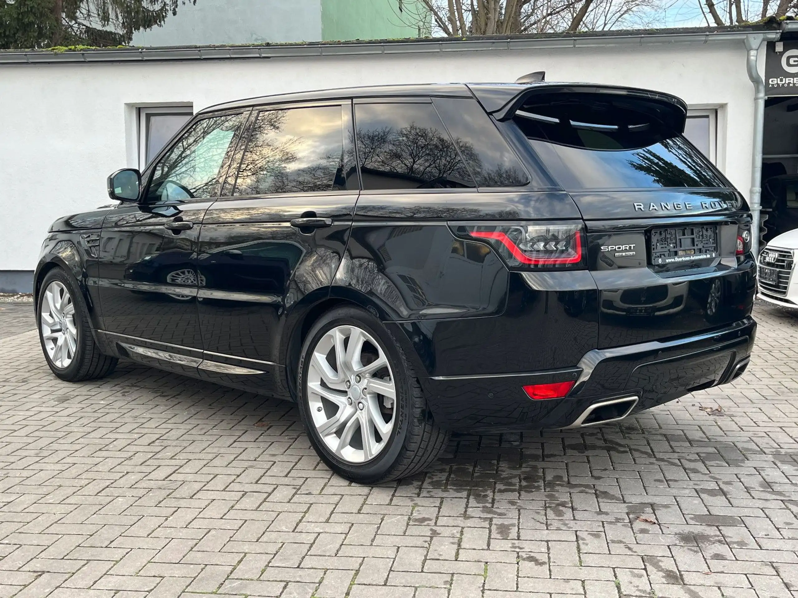 Land Rover - Range Rover Sport