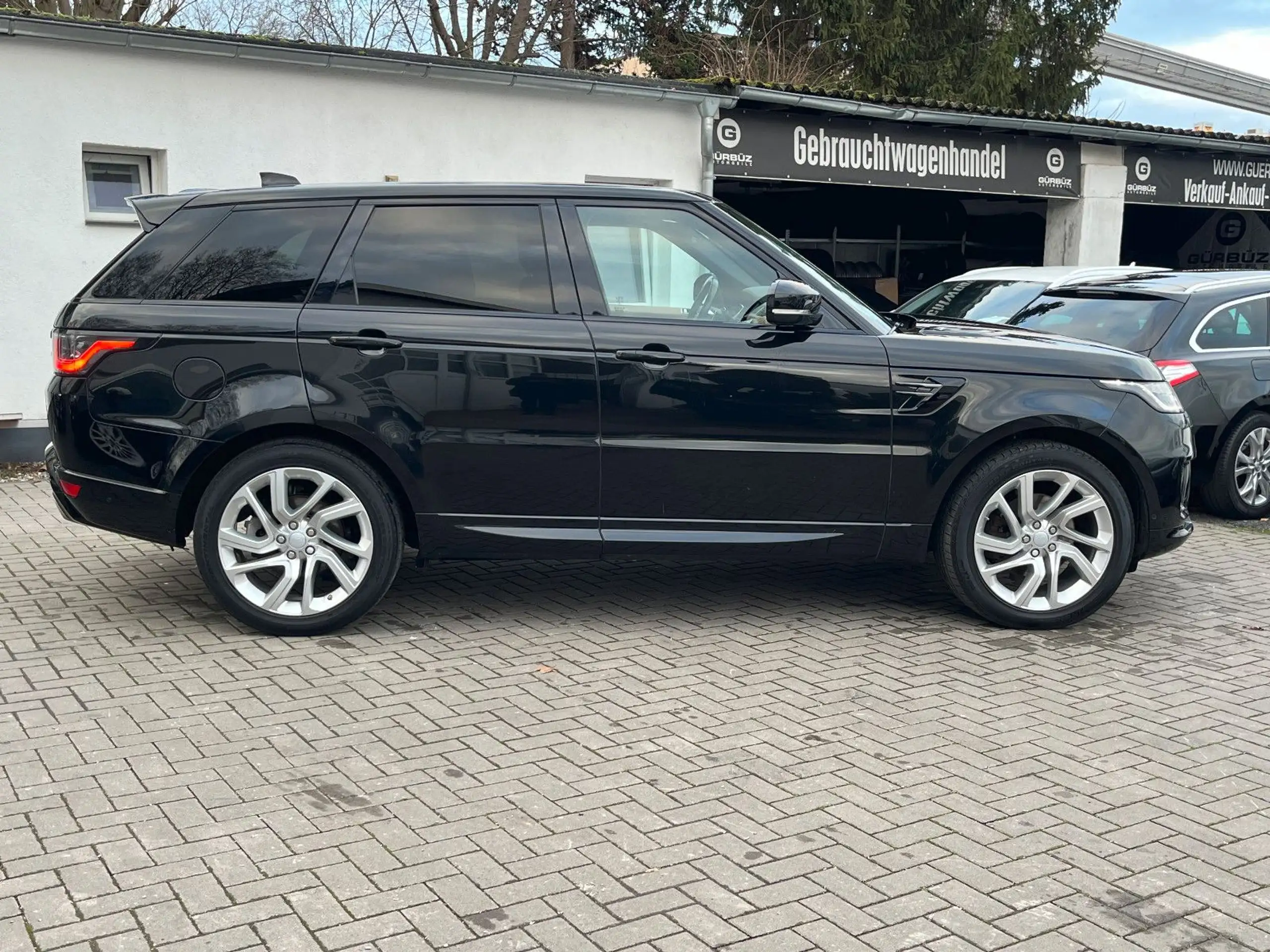 Land Rover - Range Rover Sport