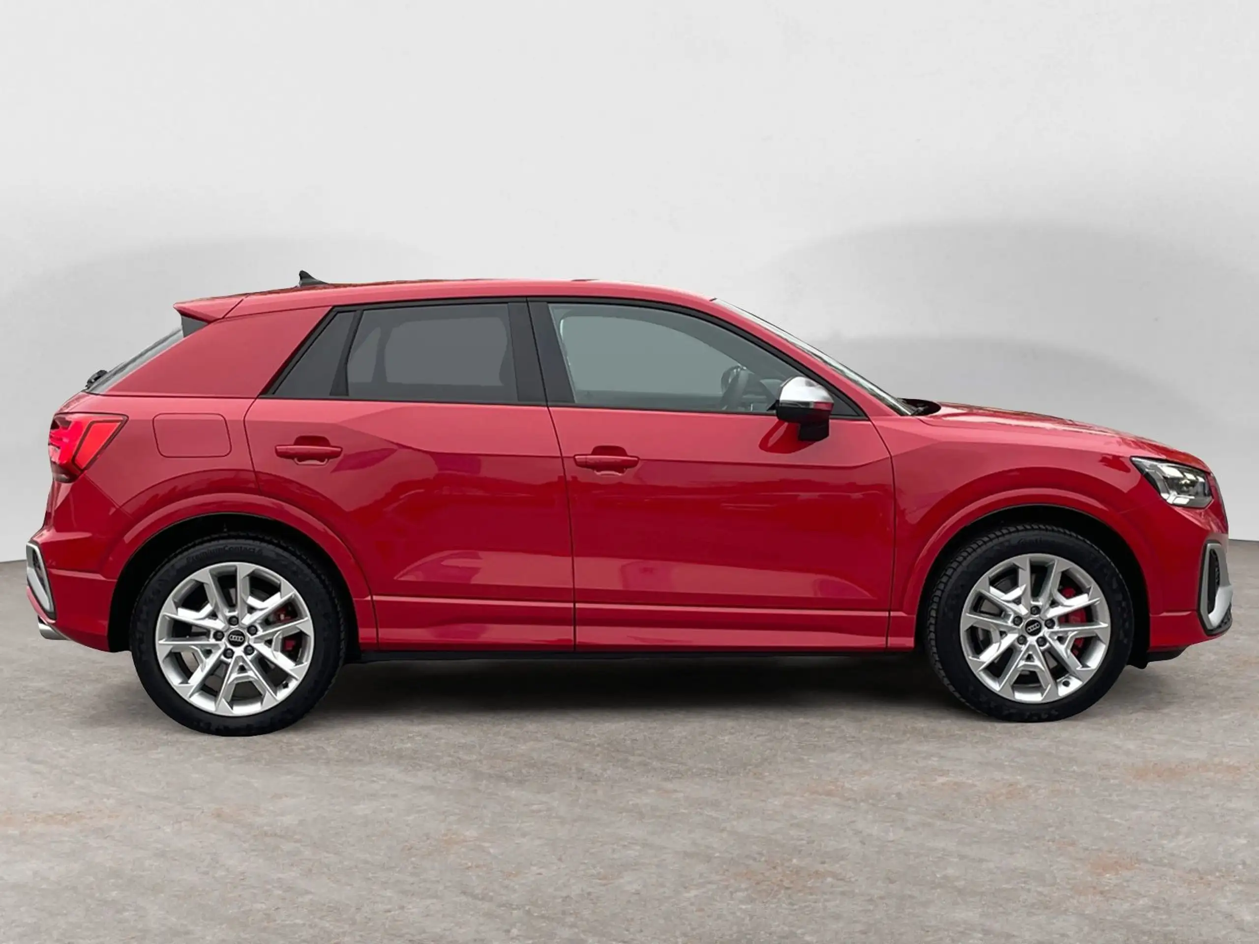 Audi - SQ2