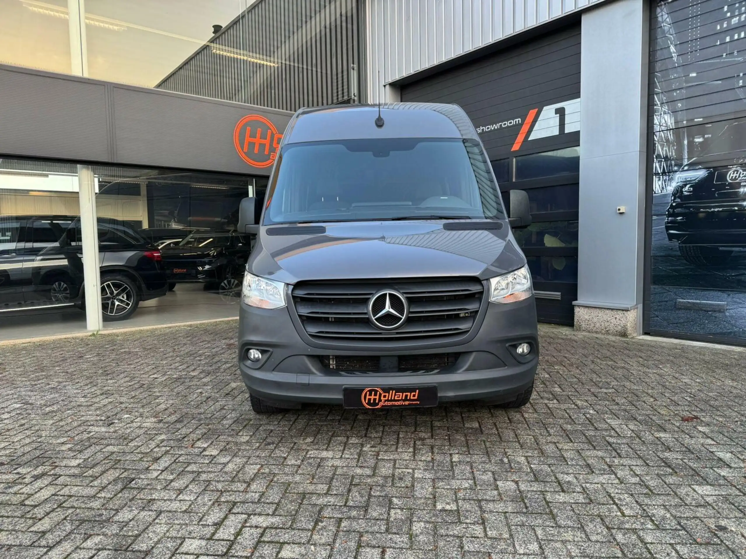 Mercedes-Benz - Sprinter