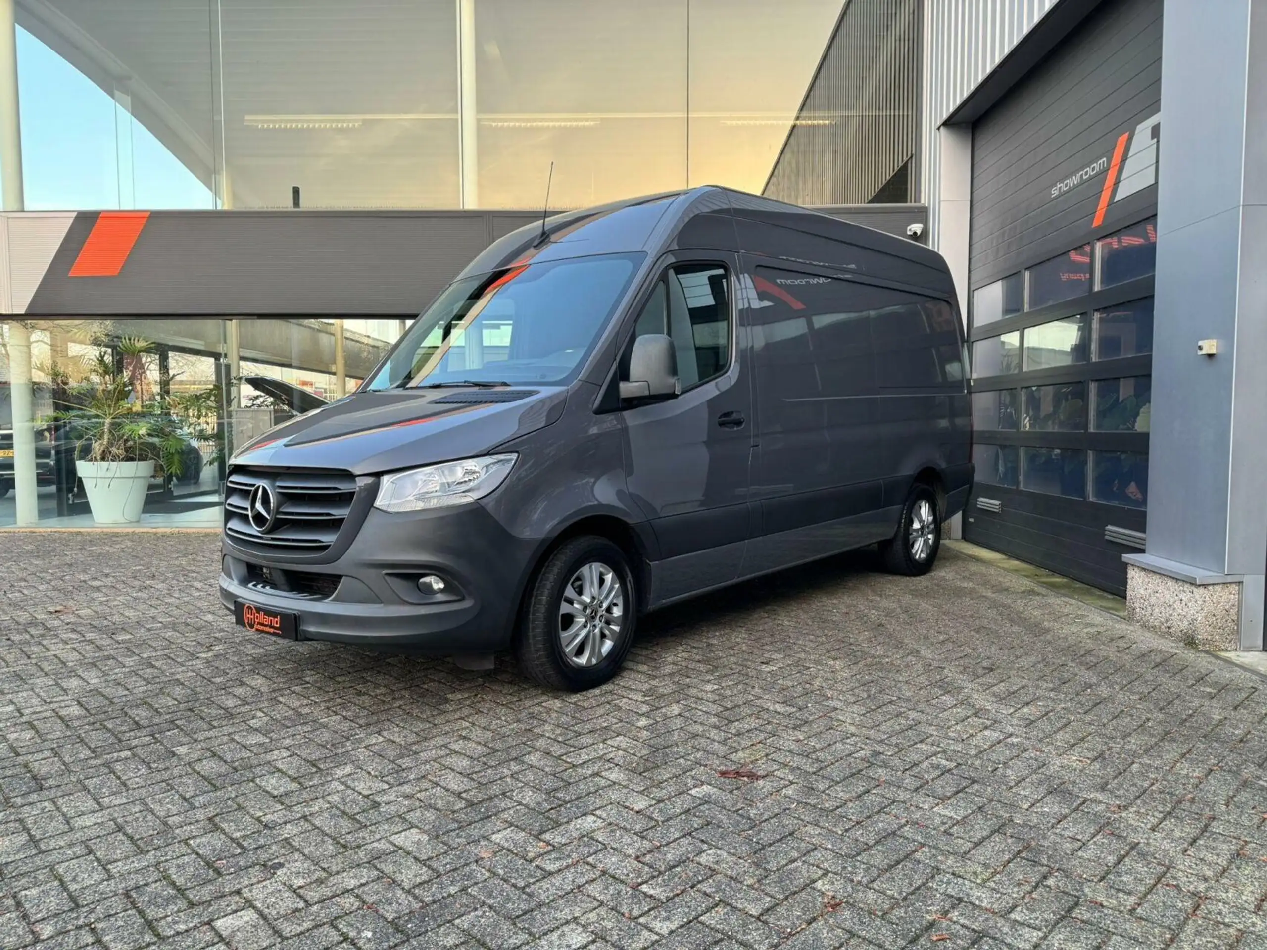 Mercedes-Benz - Sprinter