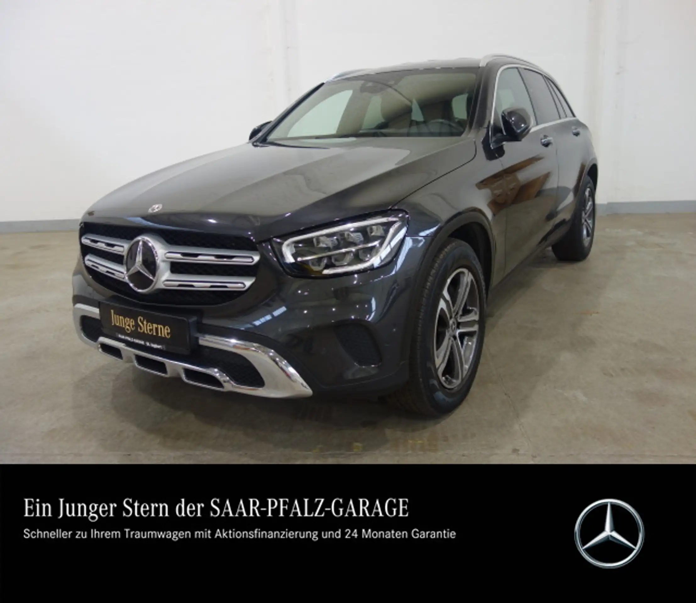 Mercedes-Benz - GLC 300