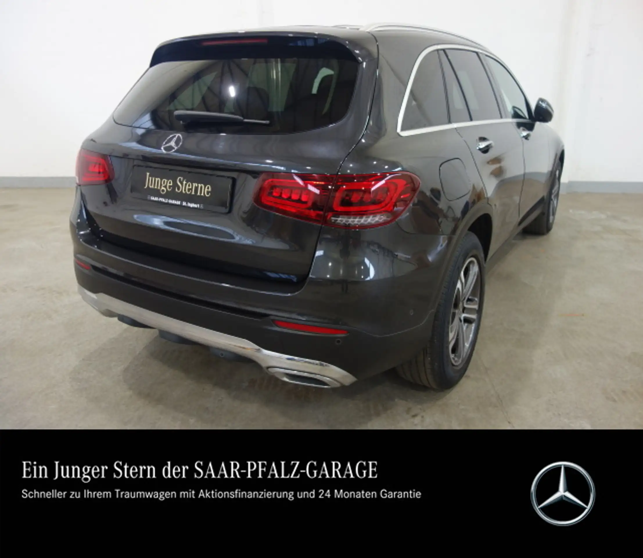 Mercedes-Benz - GLC 300