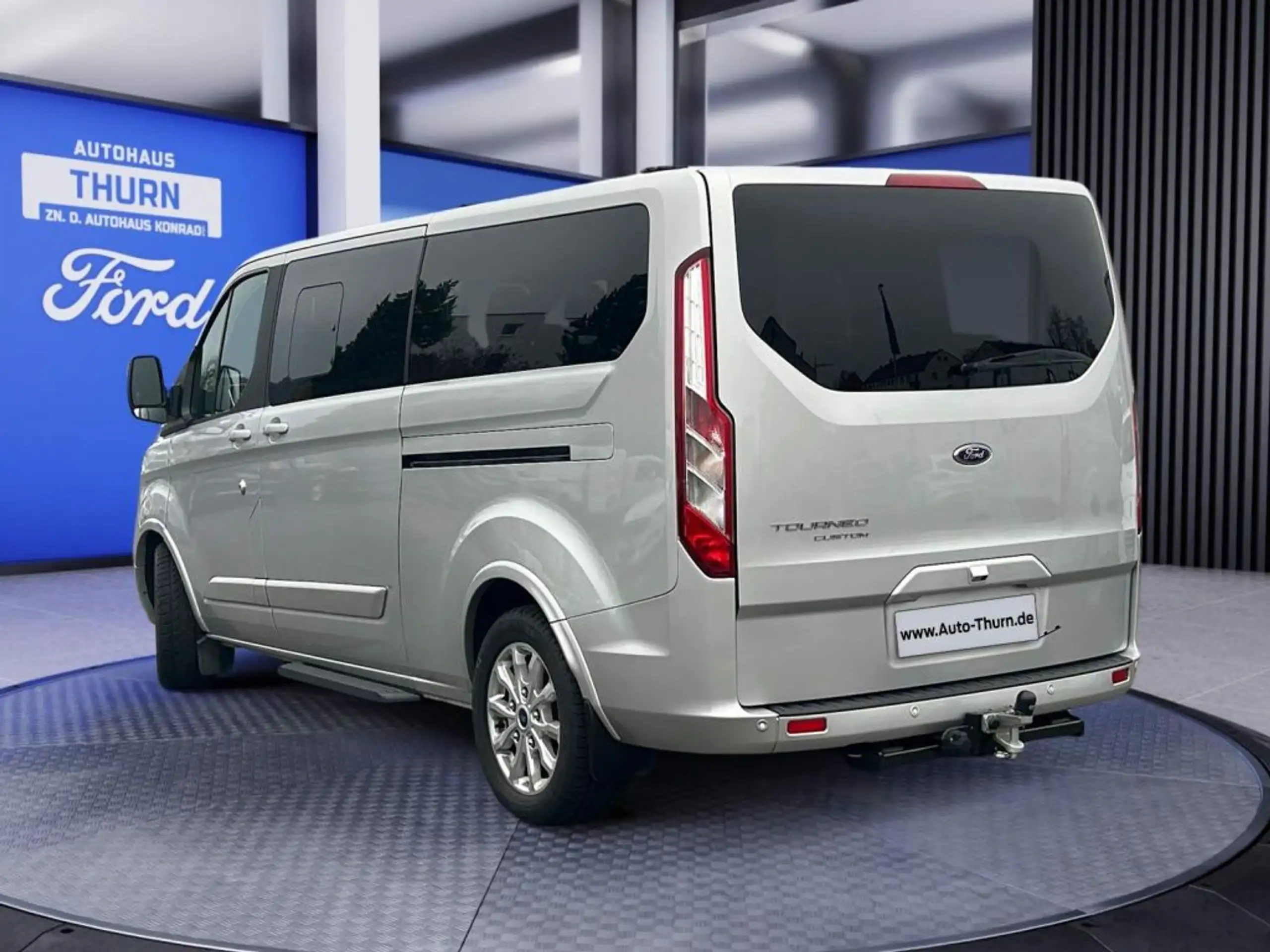 Ford - Tourneo Custom