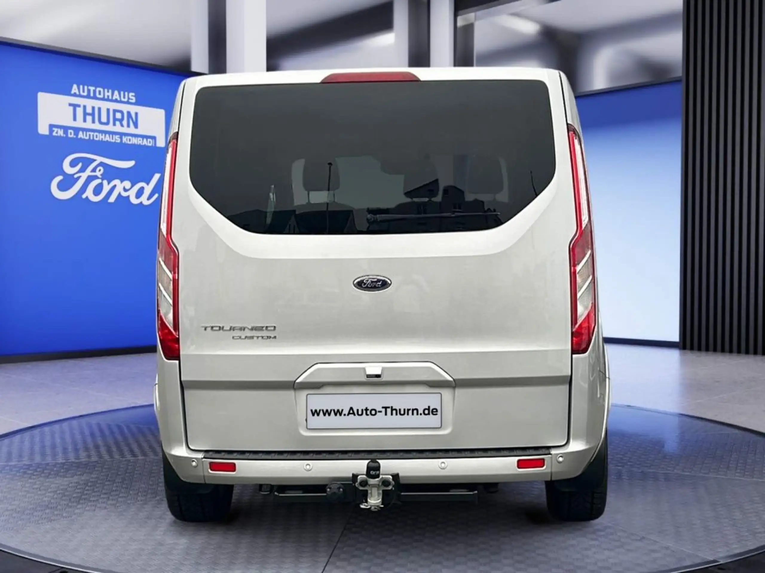 Ford - Tourneo Custom