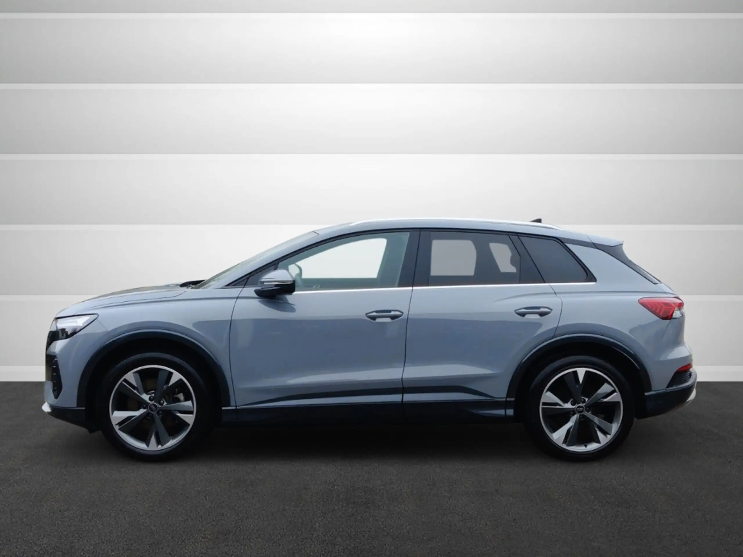 Audi - Q4 e-tron