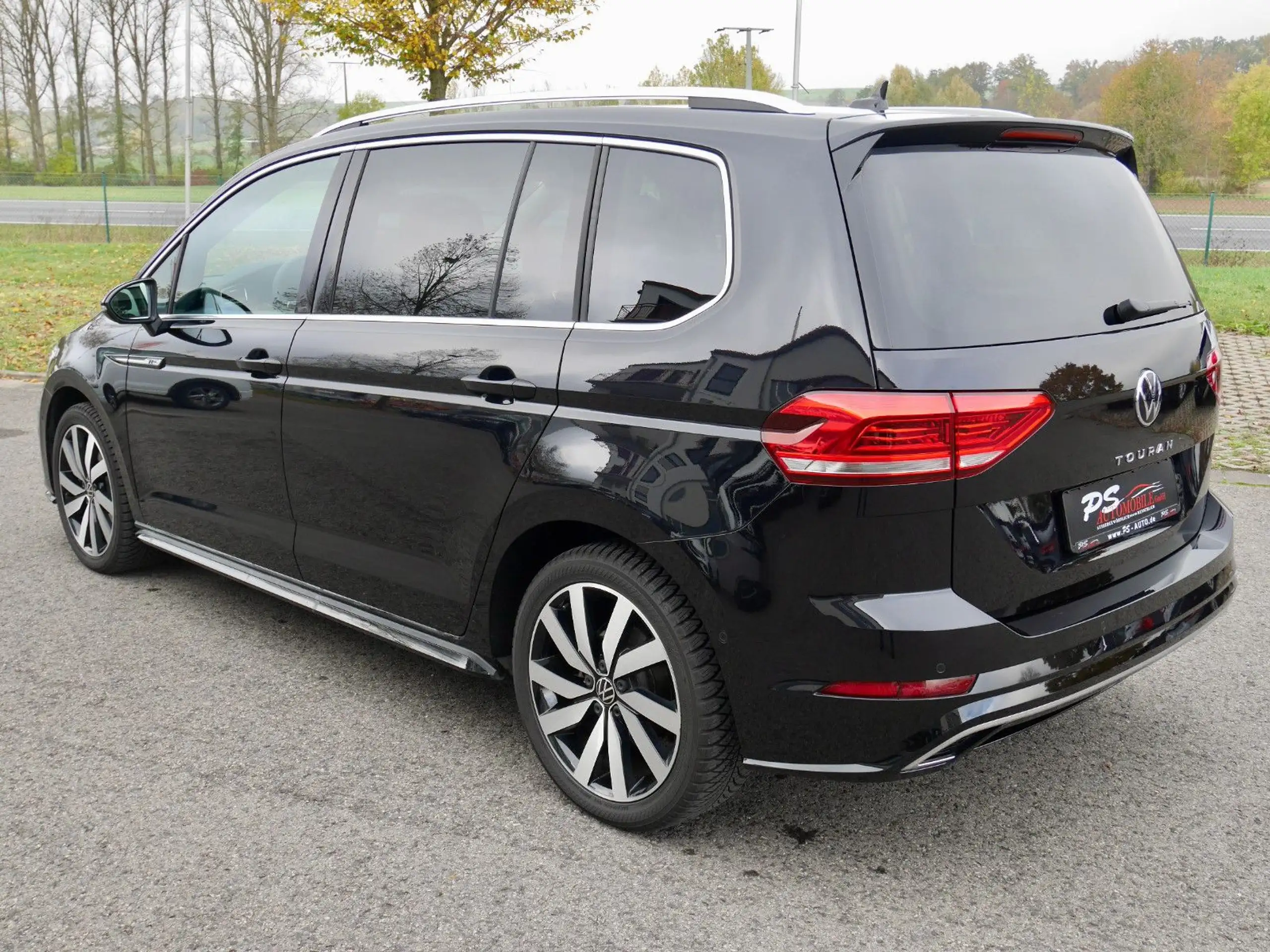 Volkswagen - Touran