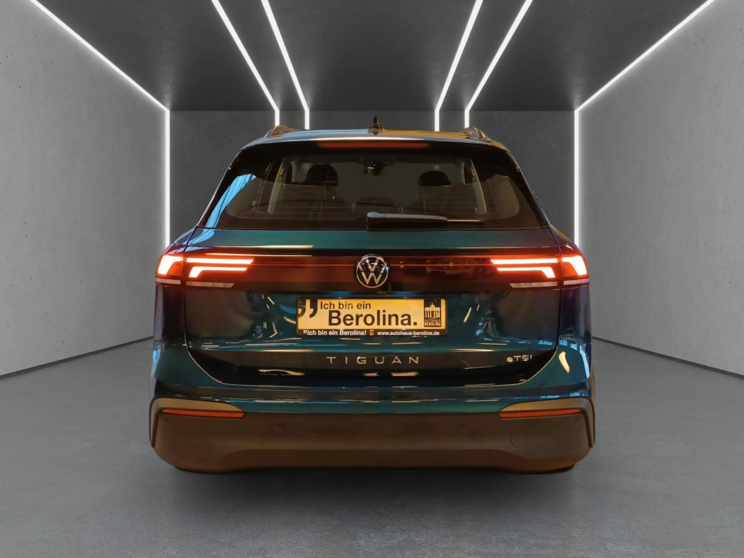 Volkswagen - Tiguan