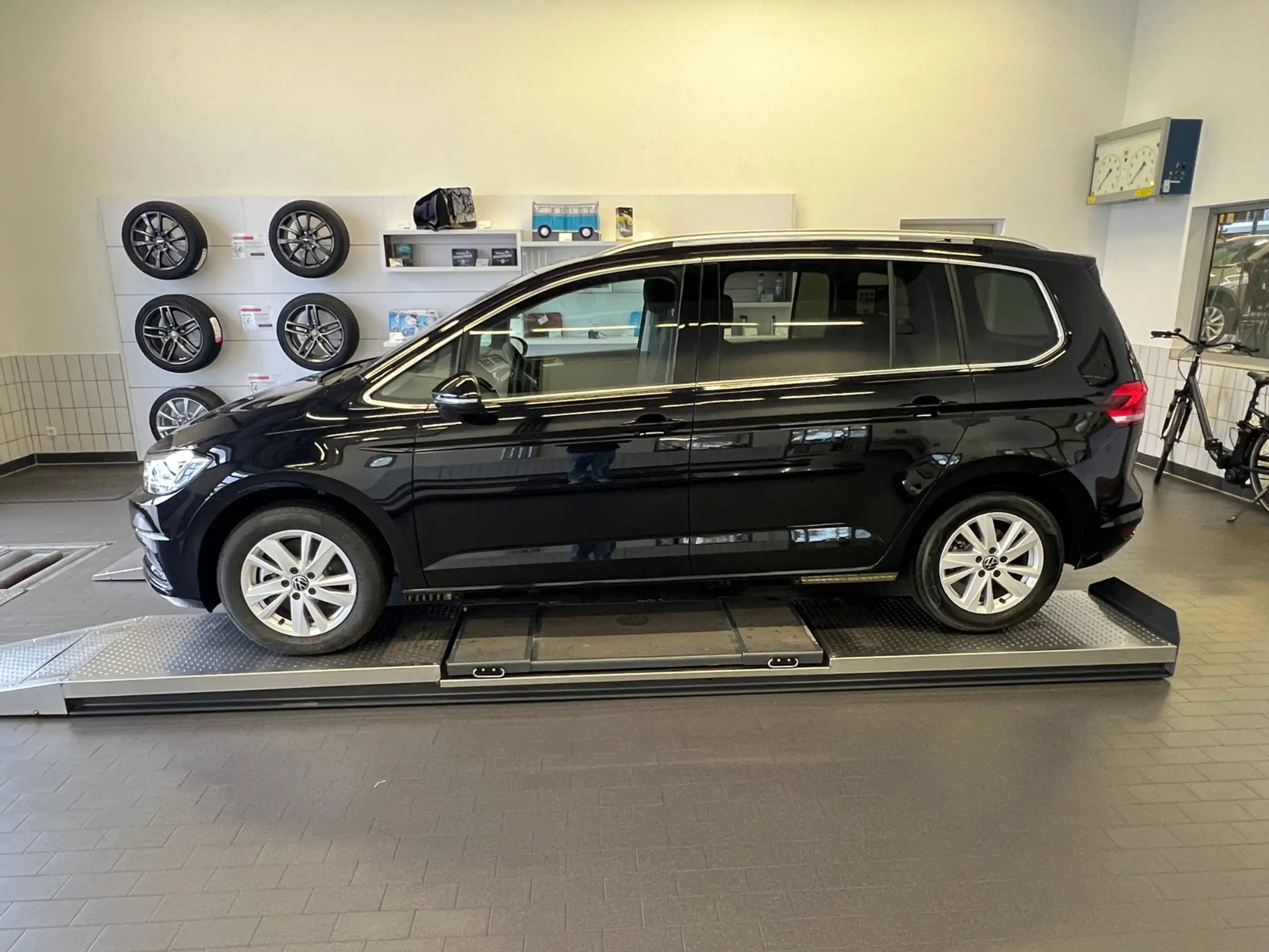 Volkswagen - Touran