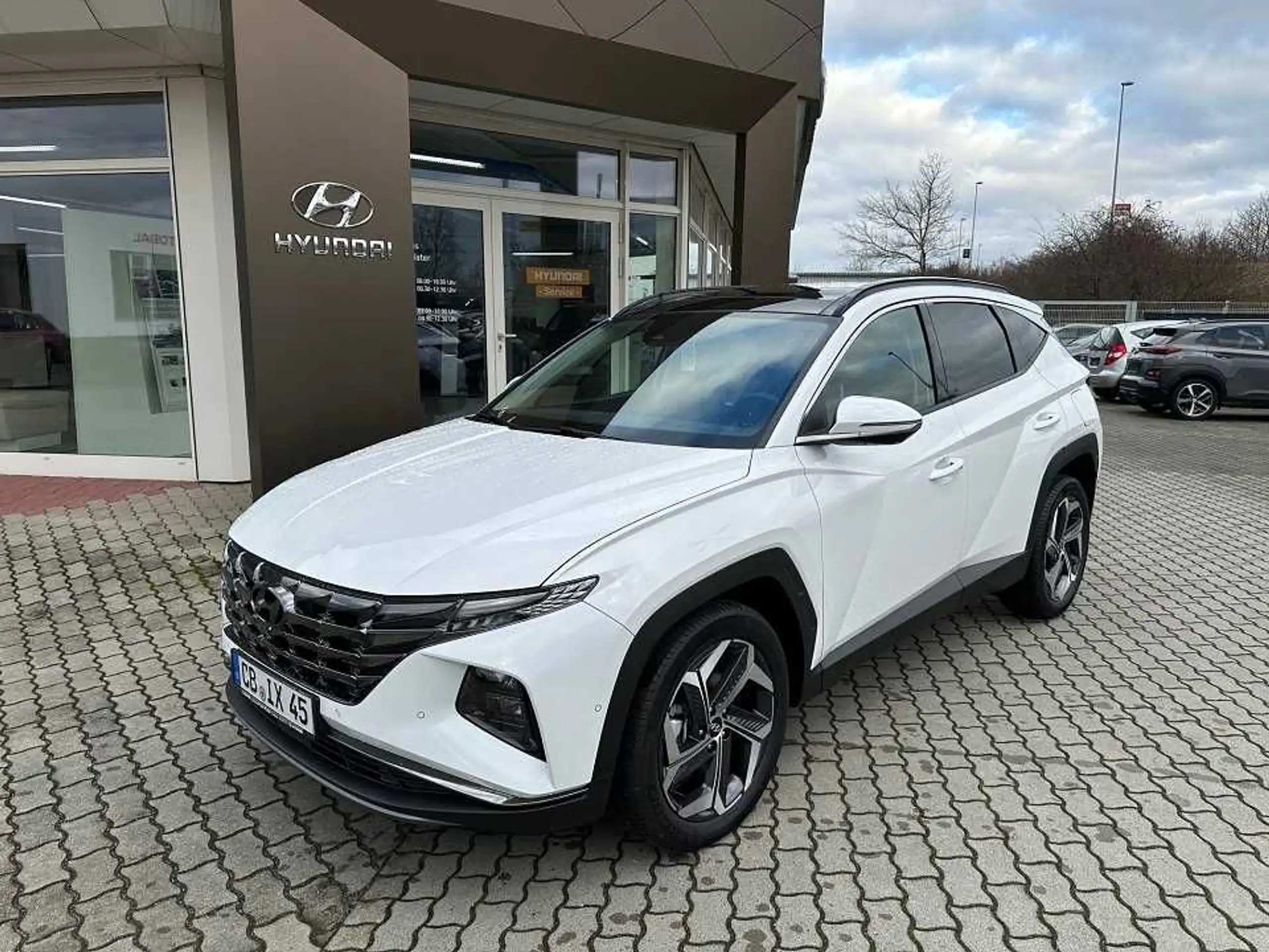 Hyundai - TUCSON