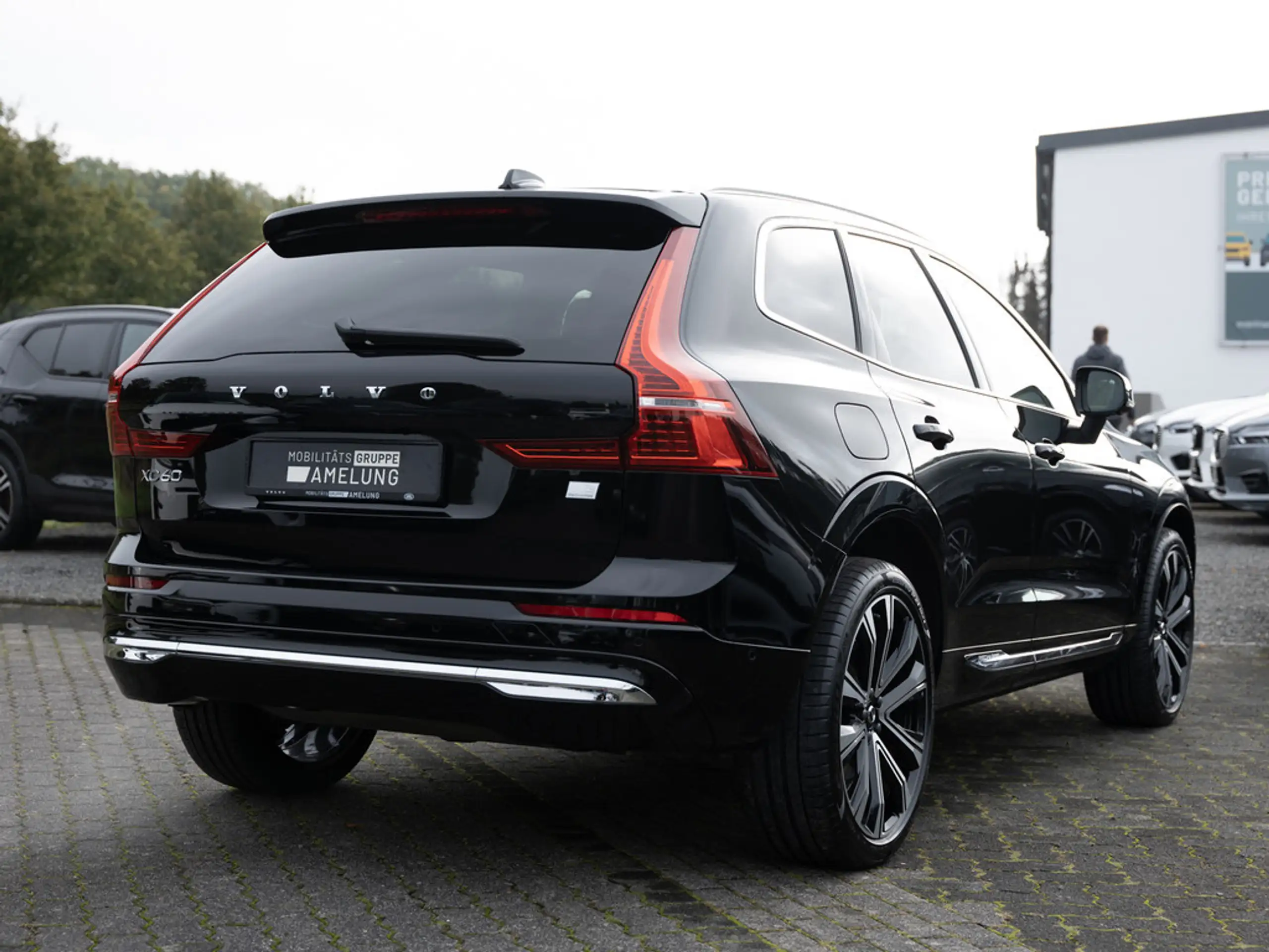 Volvo - XC60