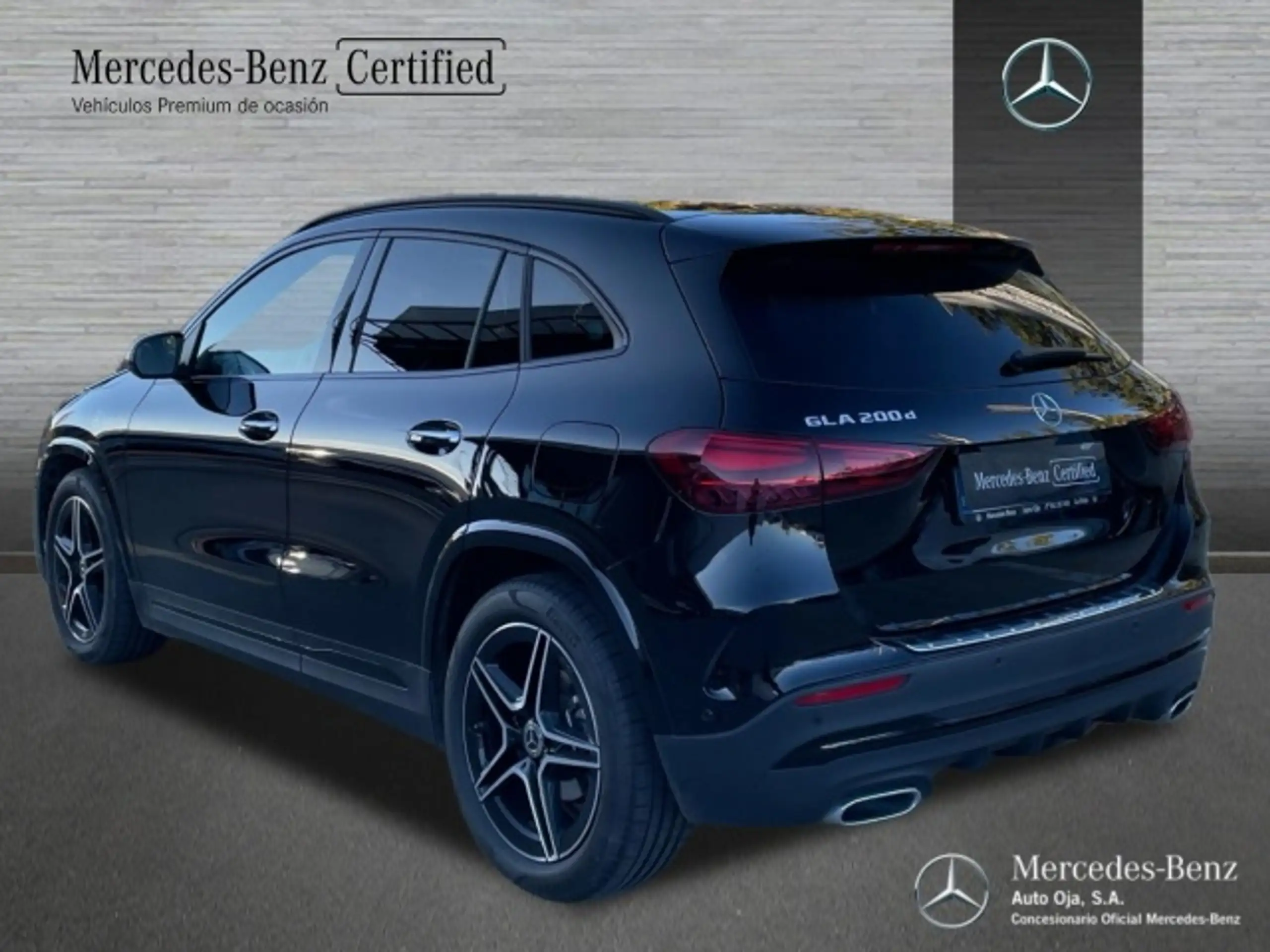 Mercedes-Benz - GLA 200