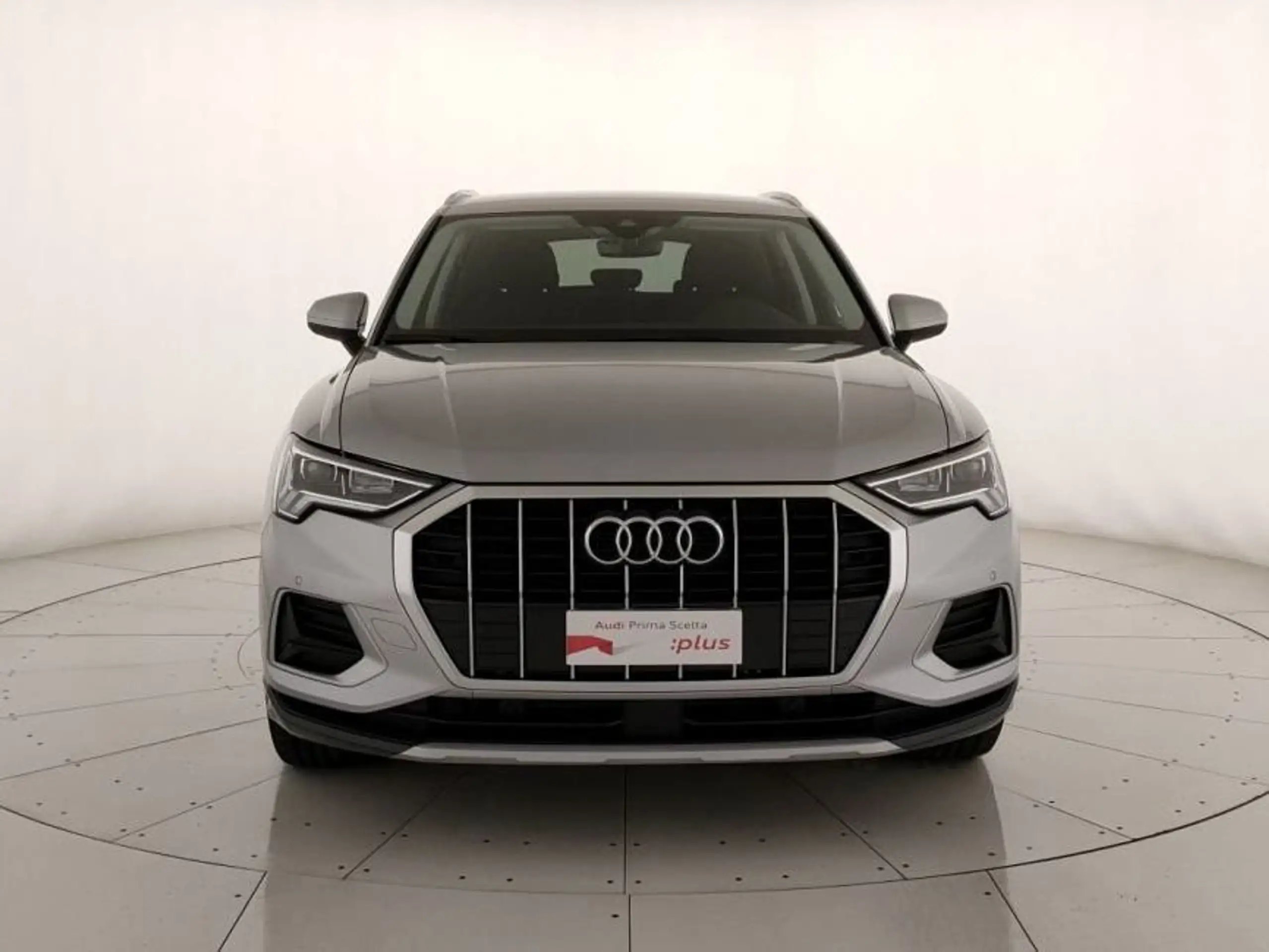 Audi - Q3